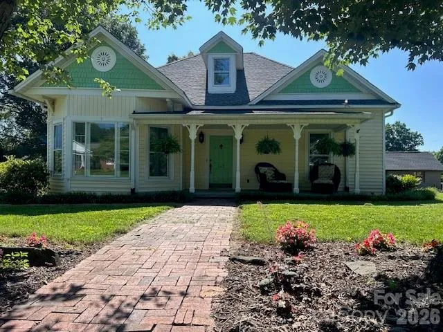 743 College Avenue, Newton, NC, 28658
