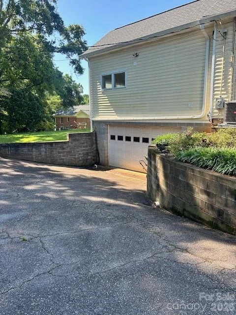 743 College Avenue - Photo 4