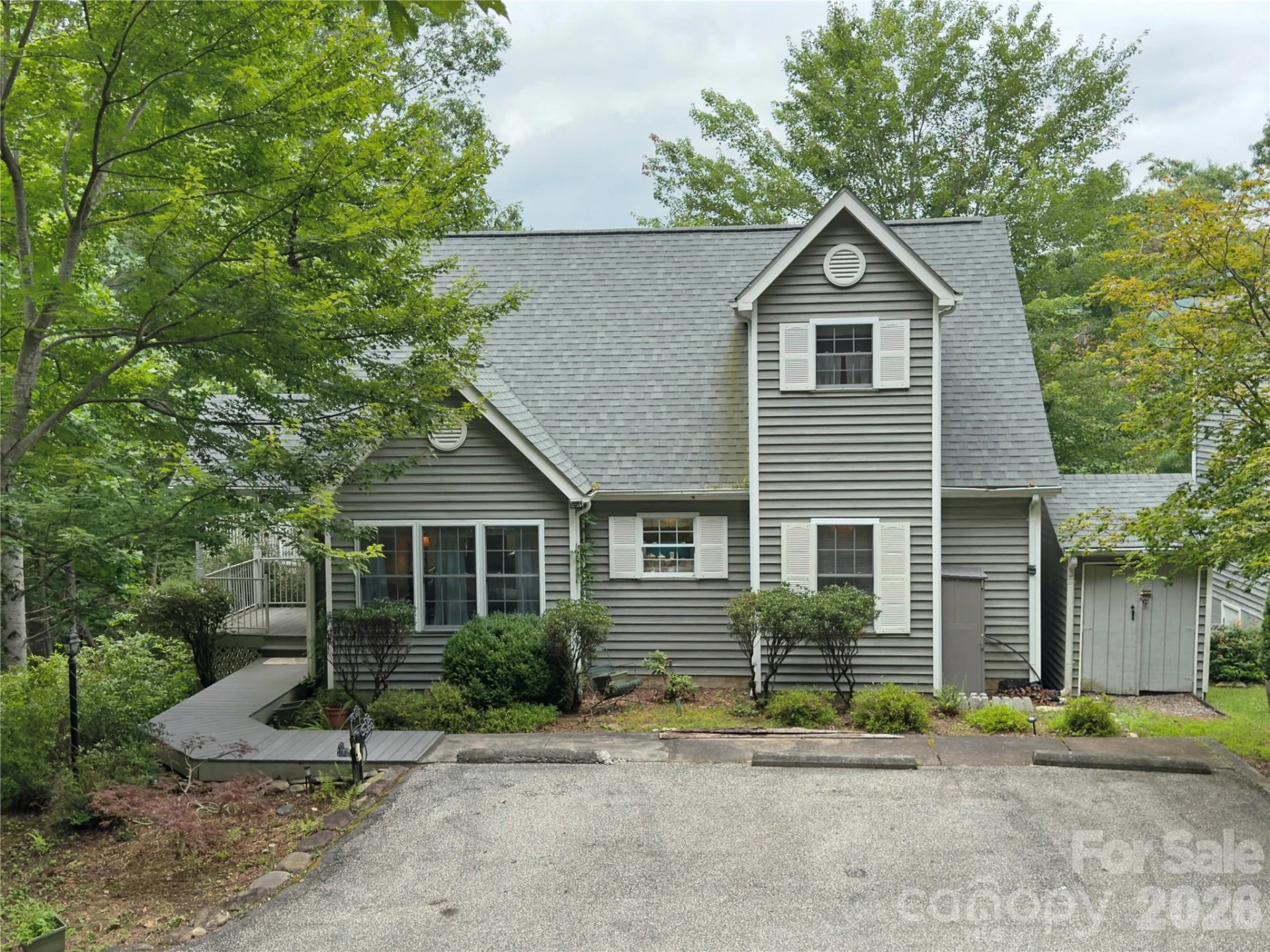 40 Sanctuary Drive