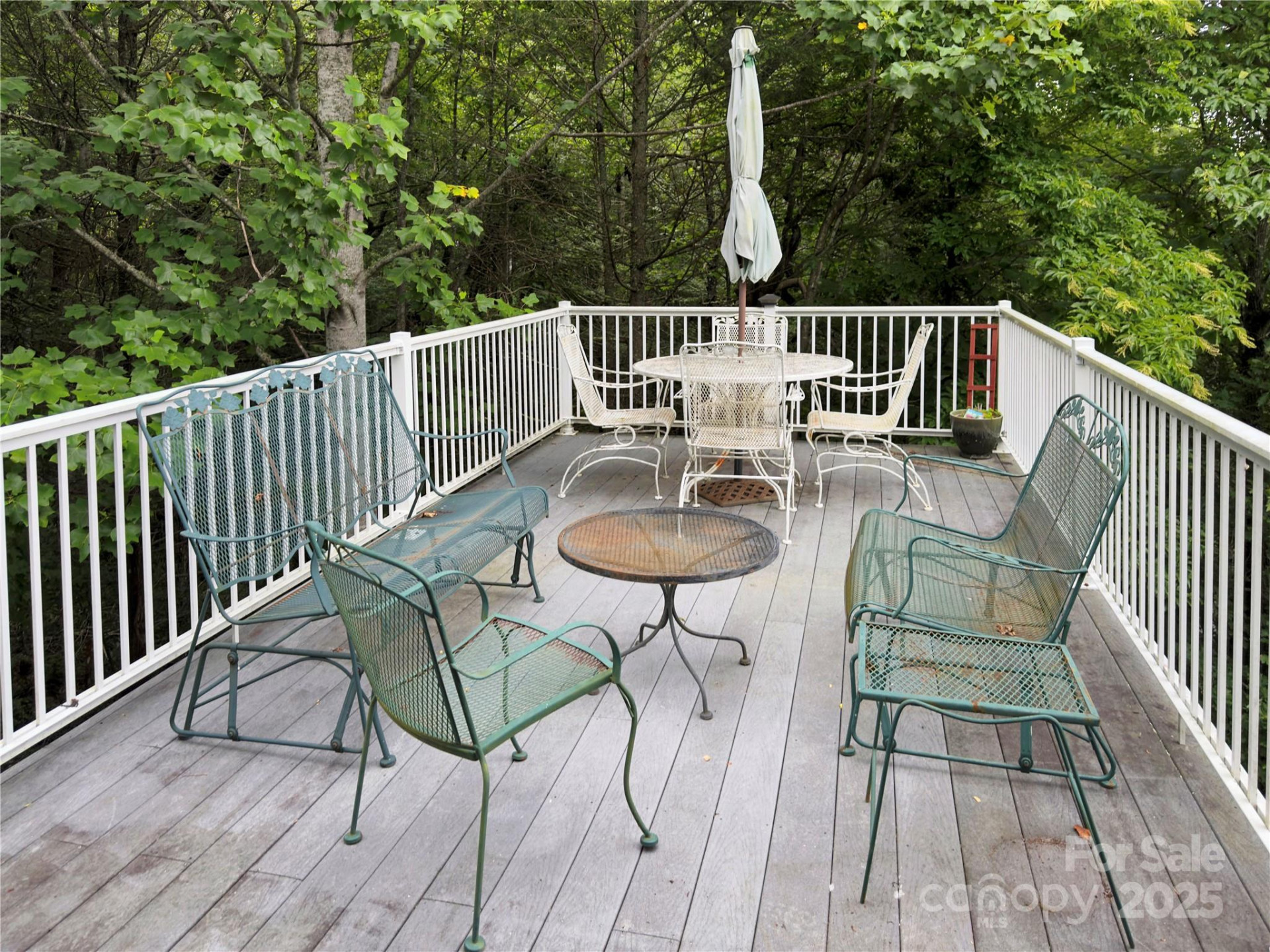 40 Sanctuary Drive - Photo 8