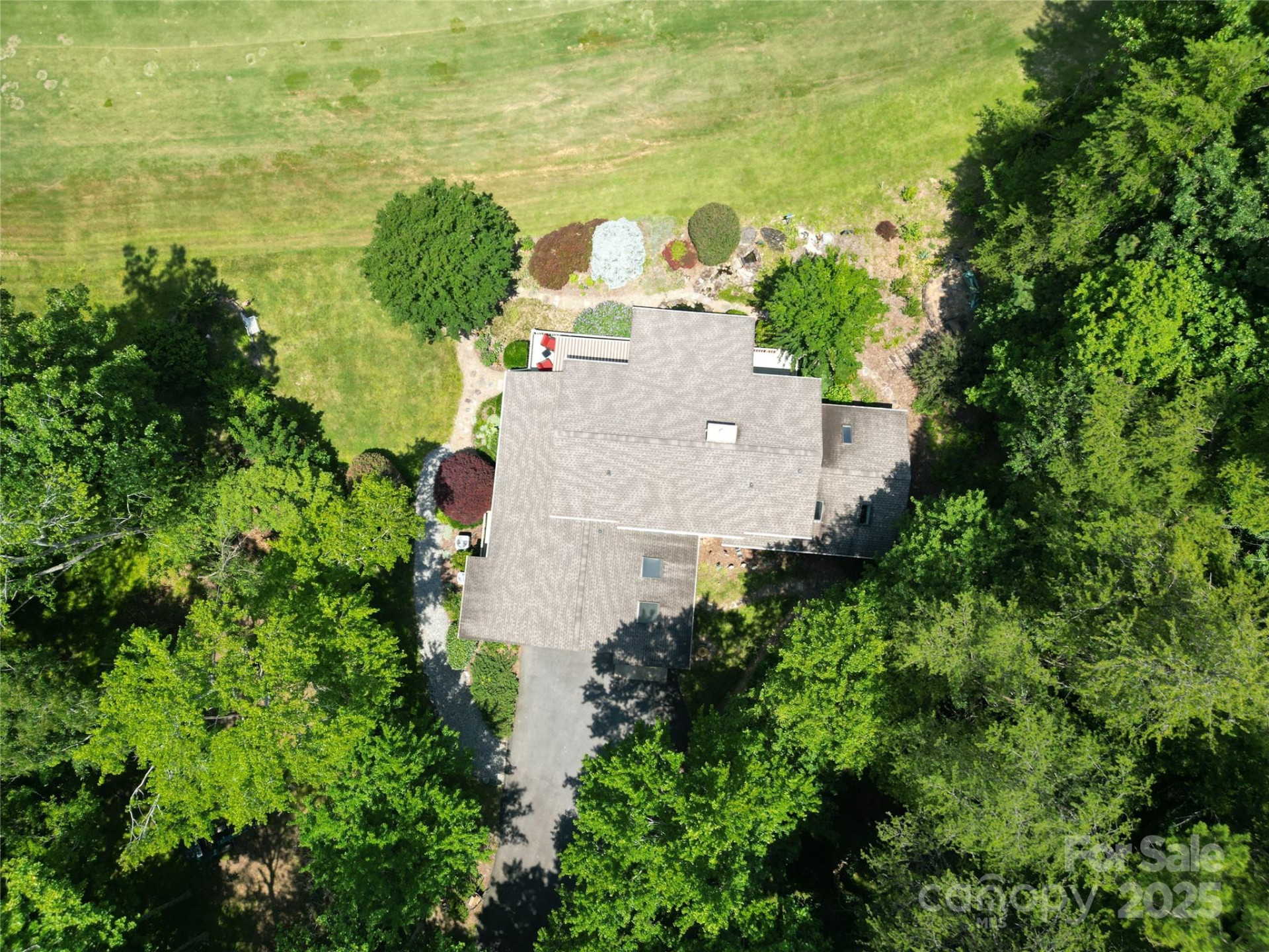 141 Courtland Court - Photo 36