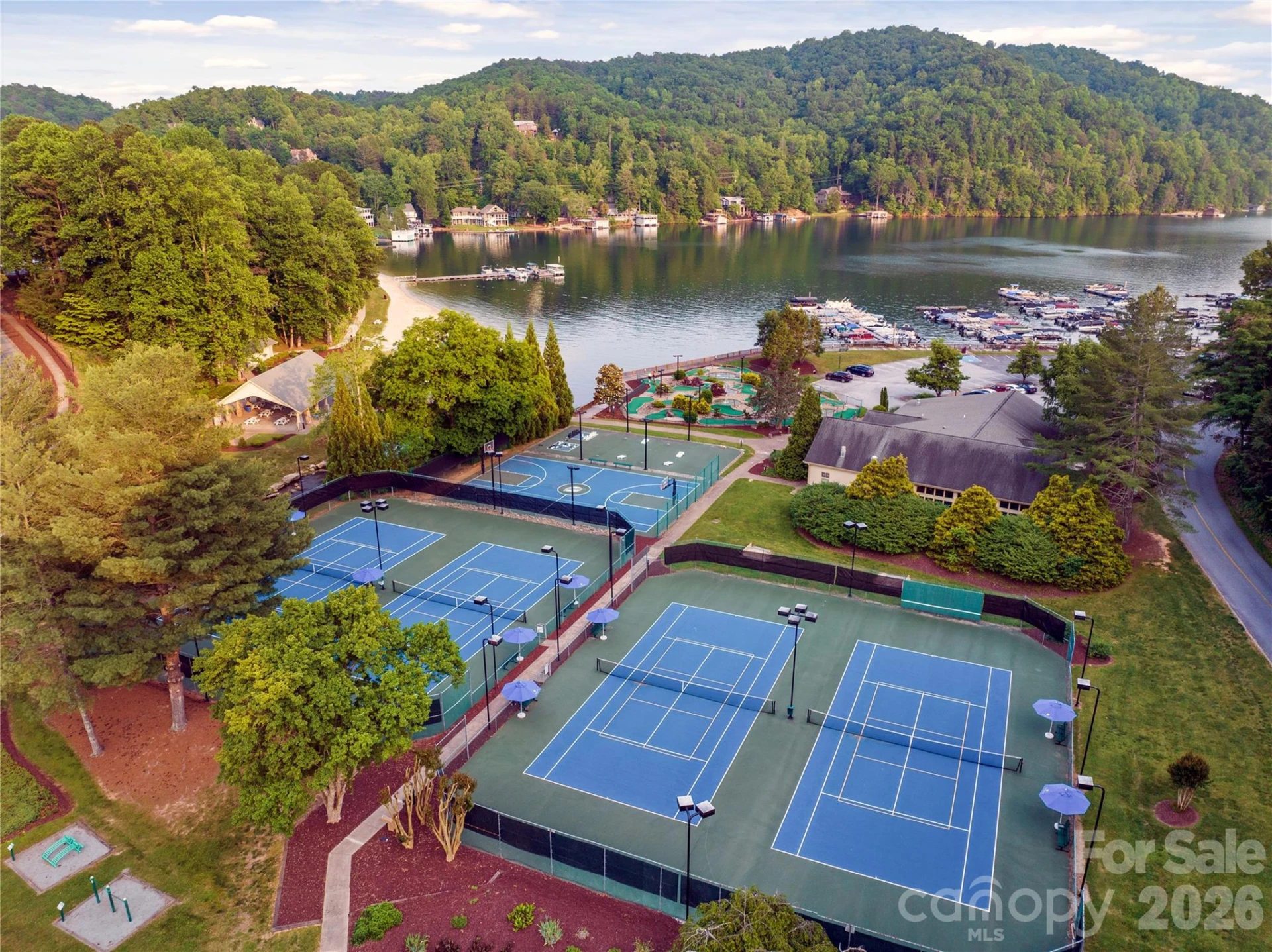 141 Courtland Court - Photo 83