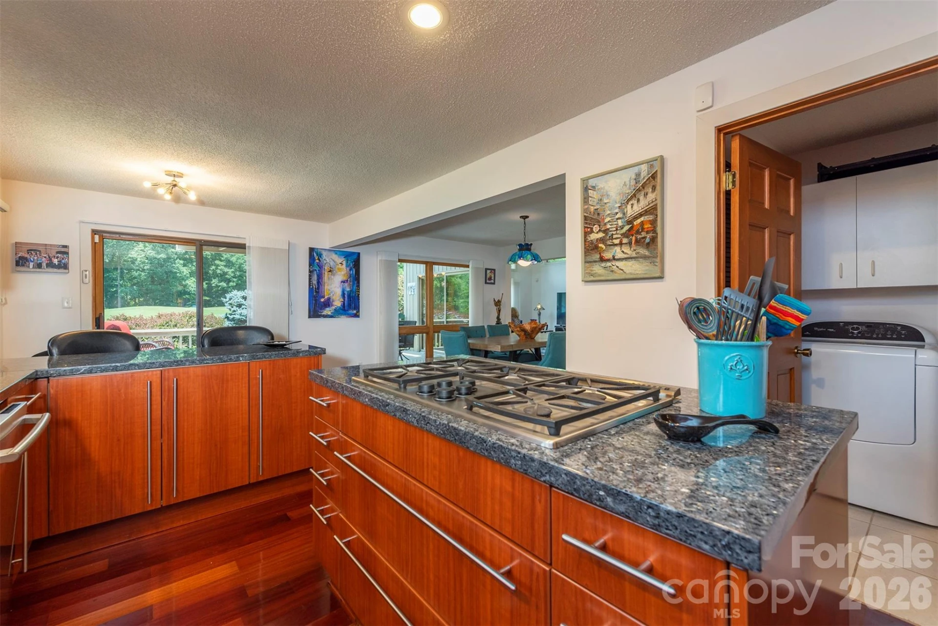 141 Courtland Court - Photo 15