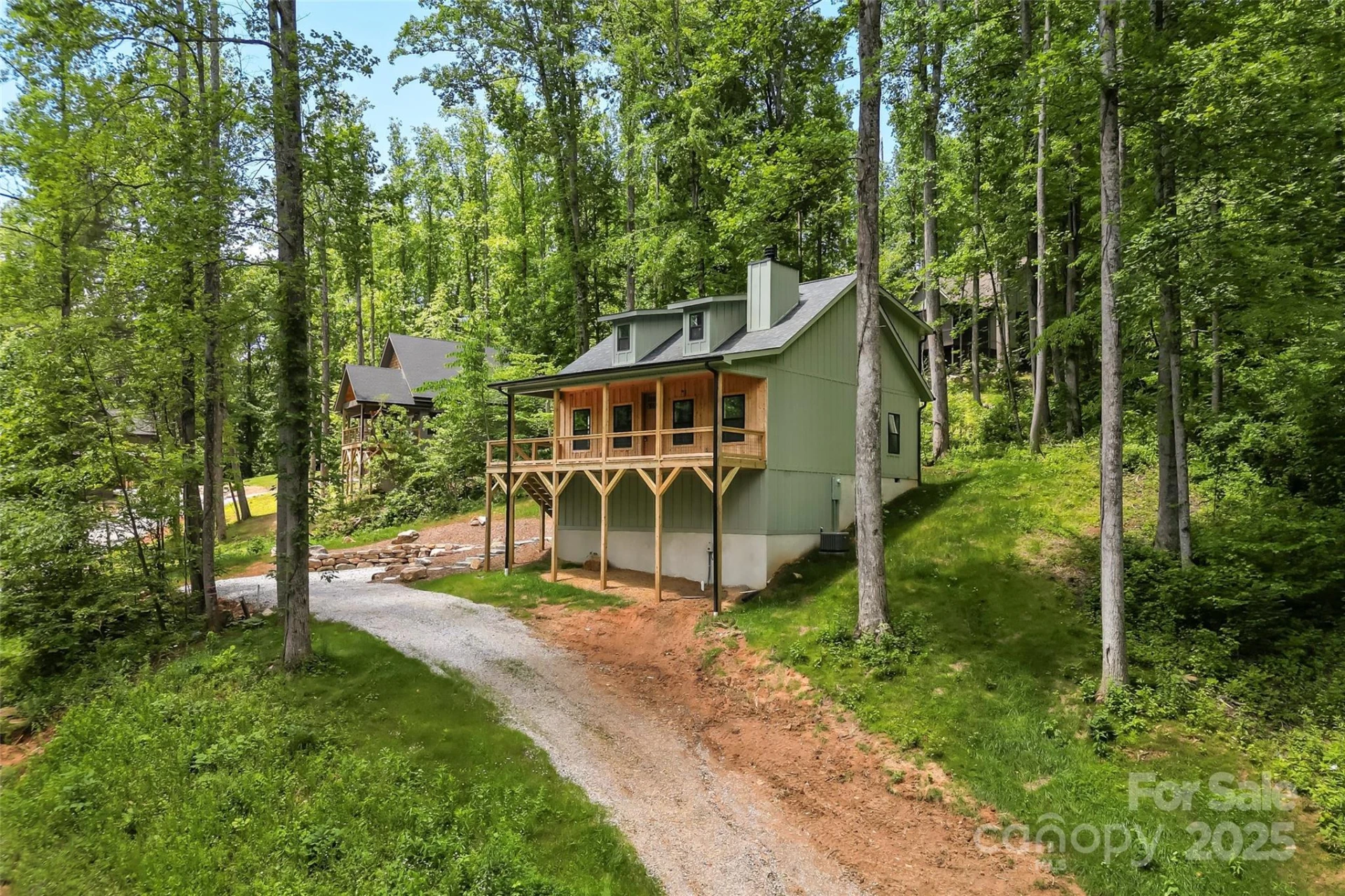 511 Blue Ridge Drive - Photo 2