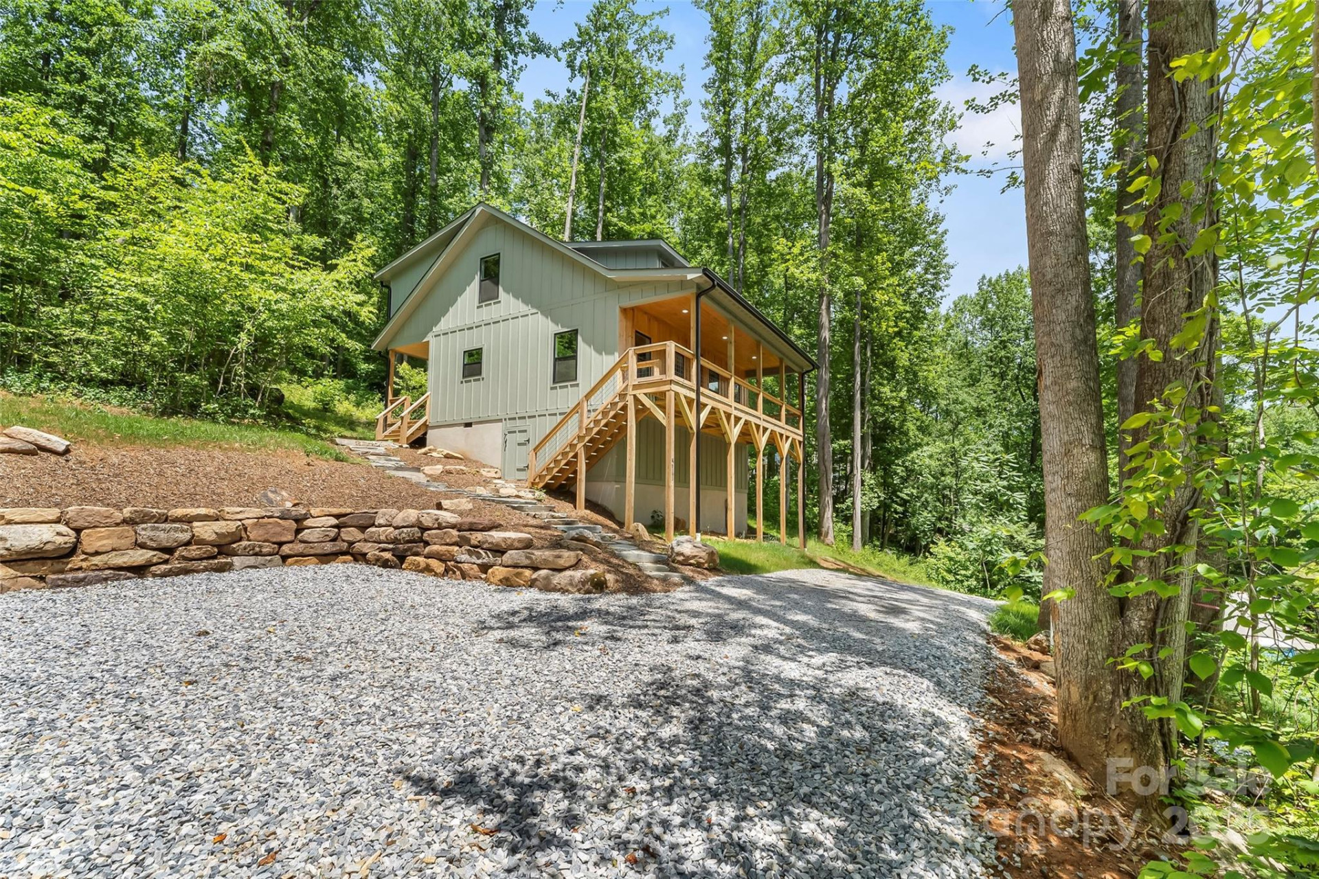 511 Blue Ridge Drive - Photo 4