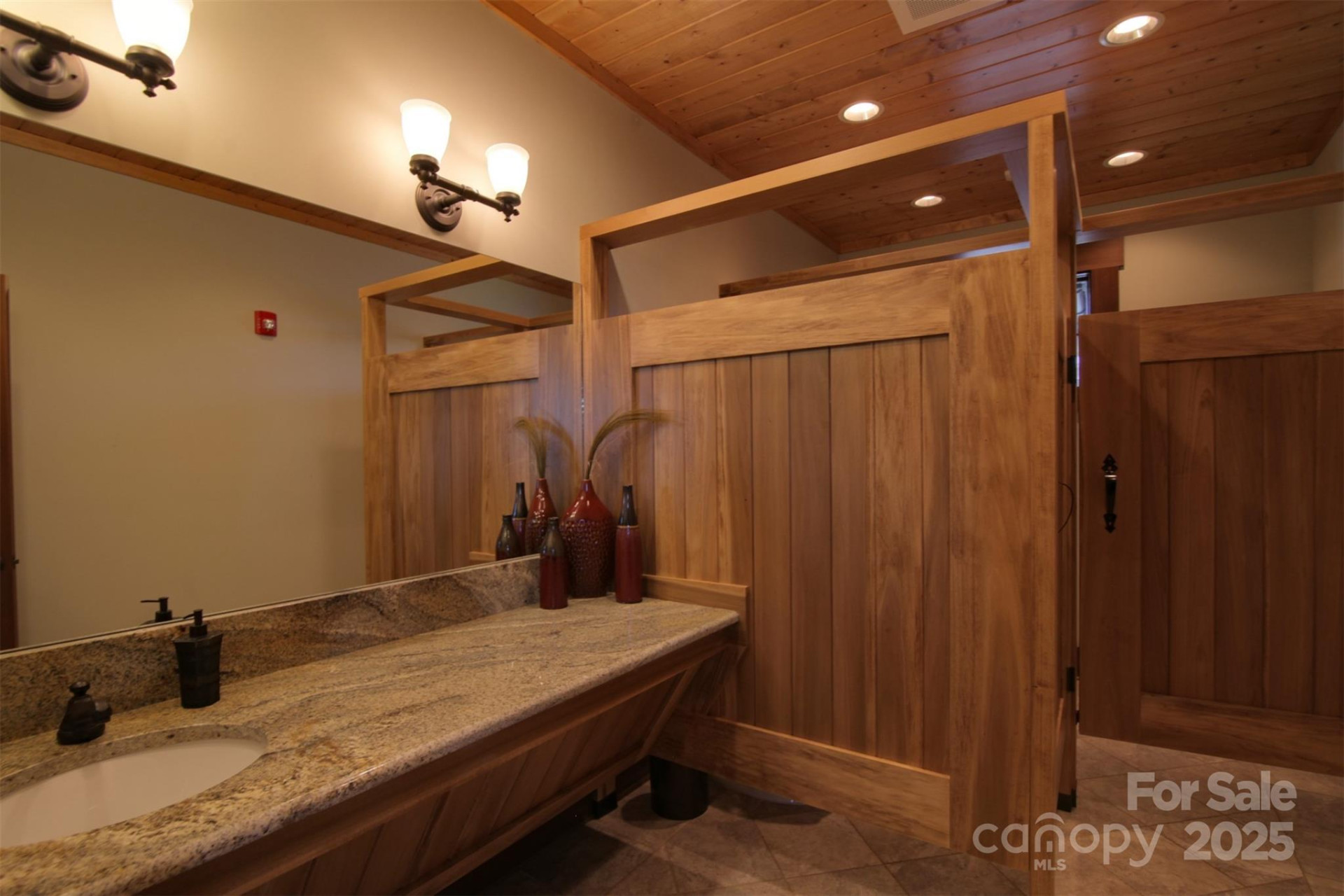 241 Rock Ledge Drive - Photo 24