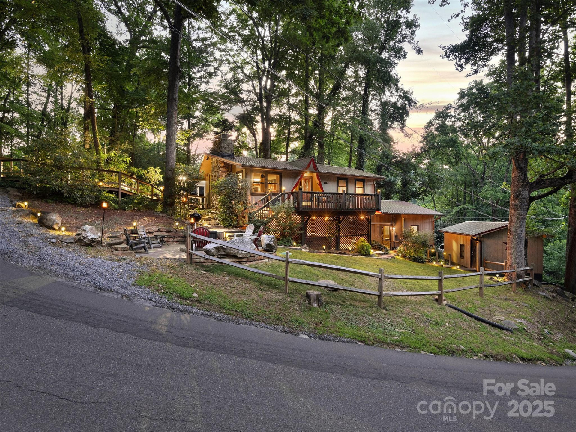 290 Dogwood Drive - Photo 2