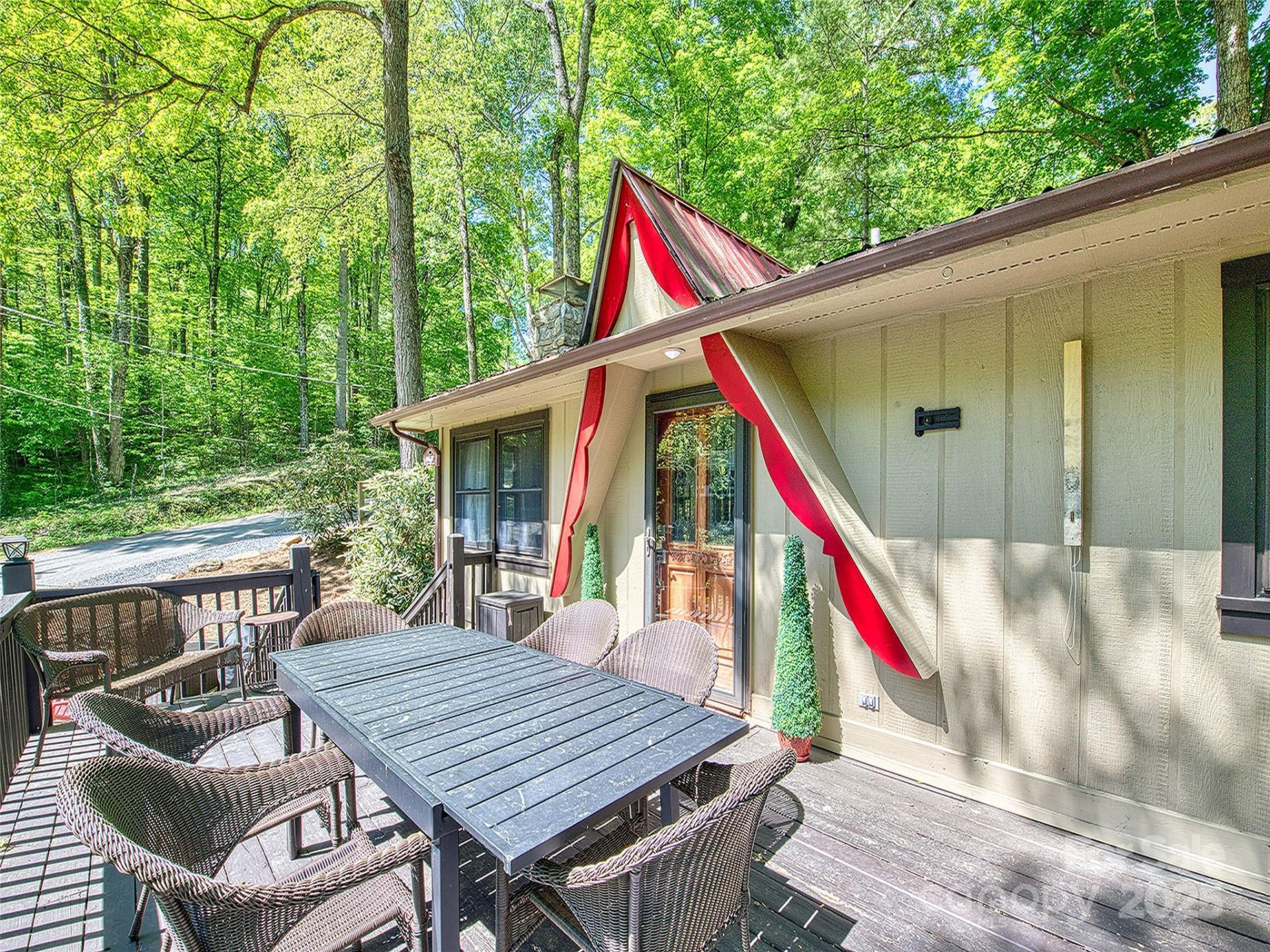 290 Dogwood Drive - Photo 9