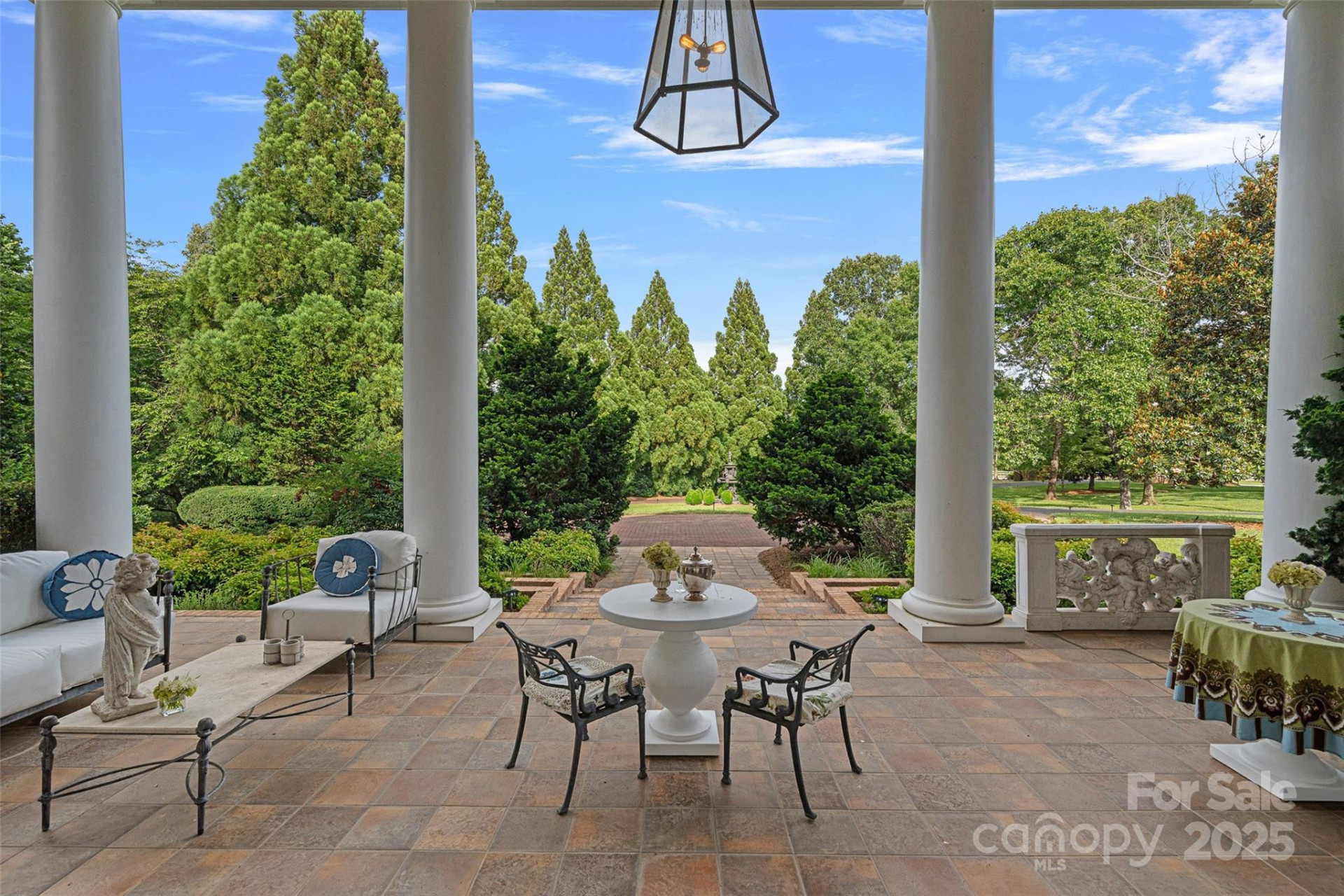 282 Hamilton Drive - Photo 11