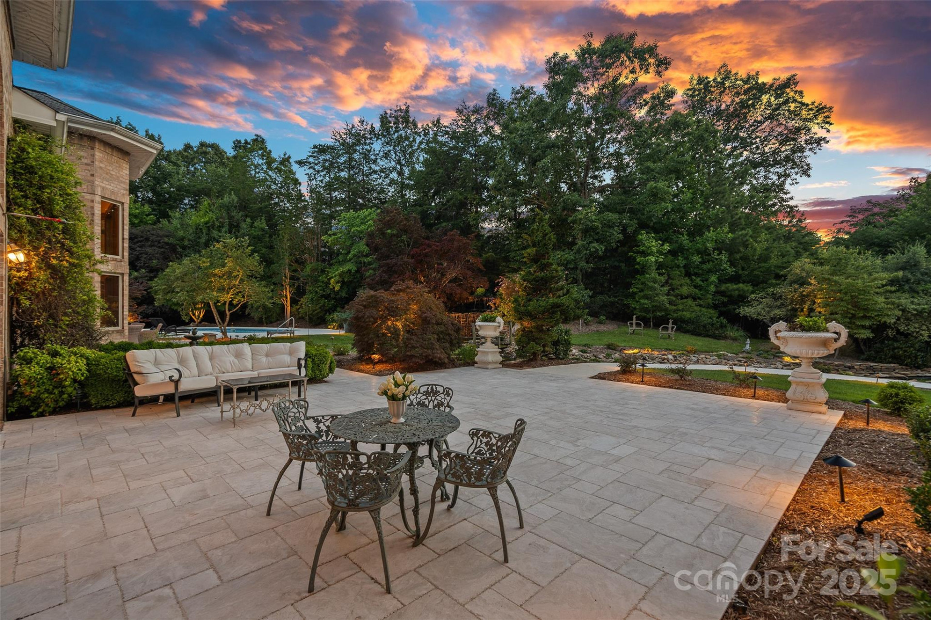 282 Hamilton Drive - Photo 44