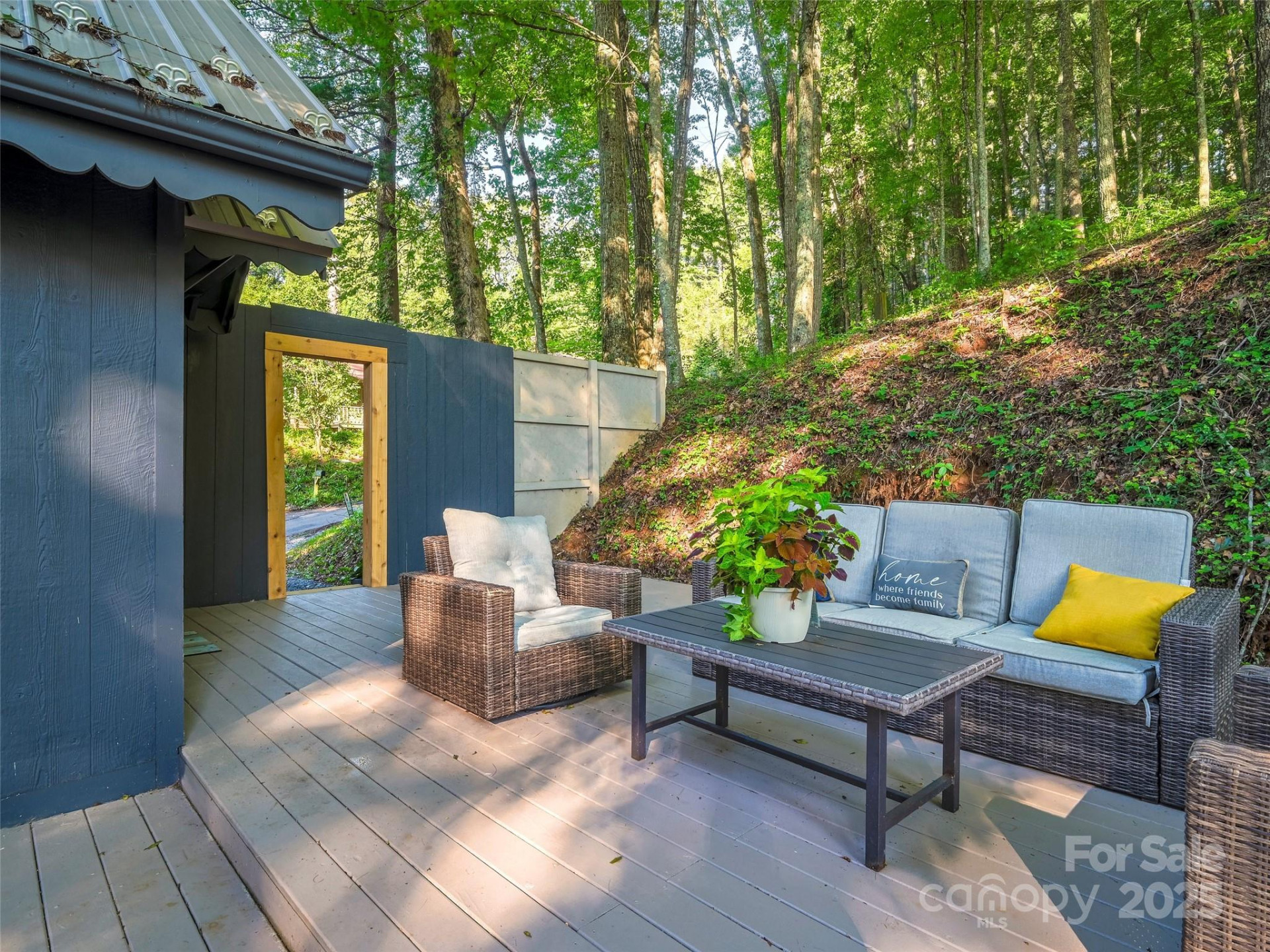 410 Mother In Law Lane - Photo 18