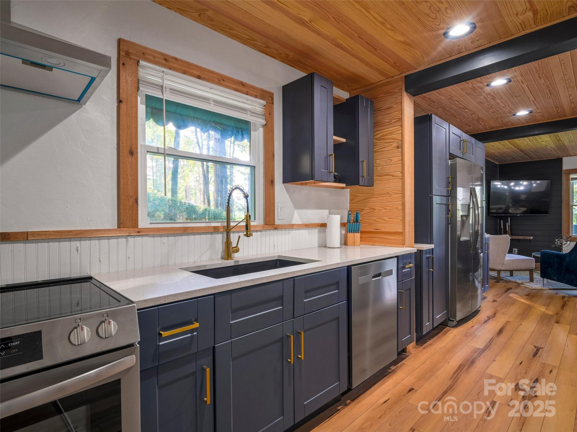 410 Mother In Law Lane - Photo 19