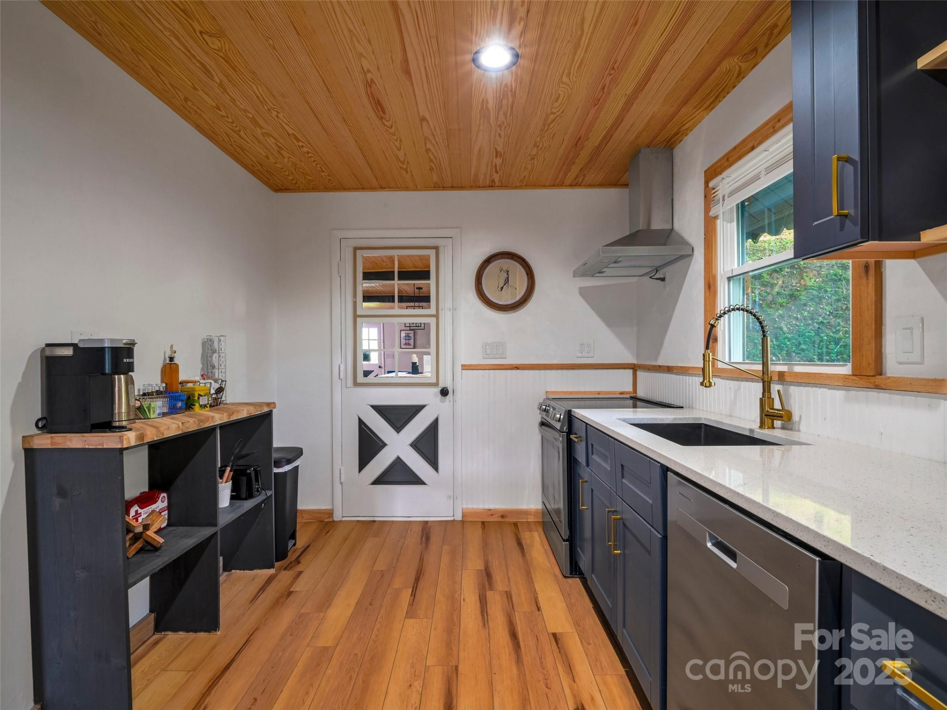 410 Mother In Law Lane - Photo 20