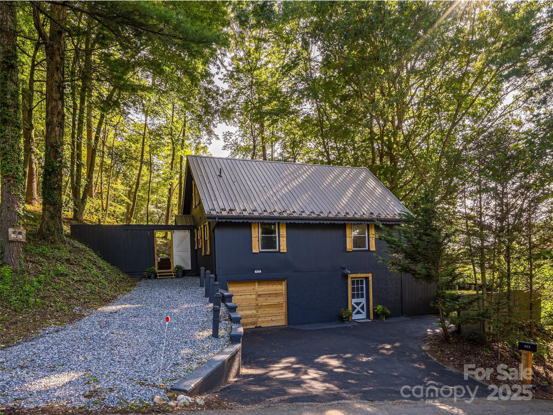 410 Mother In Law Lane - Photo 9