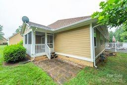 1303 Hyde Park Drive - Photo 14