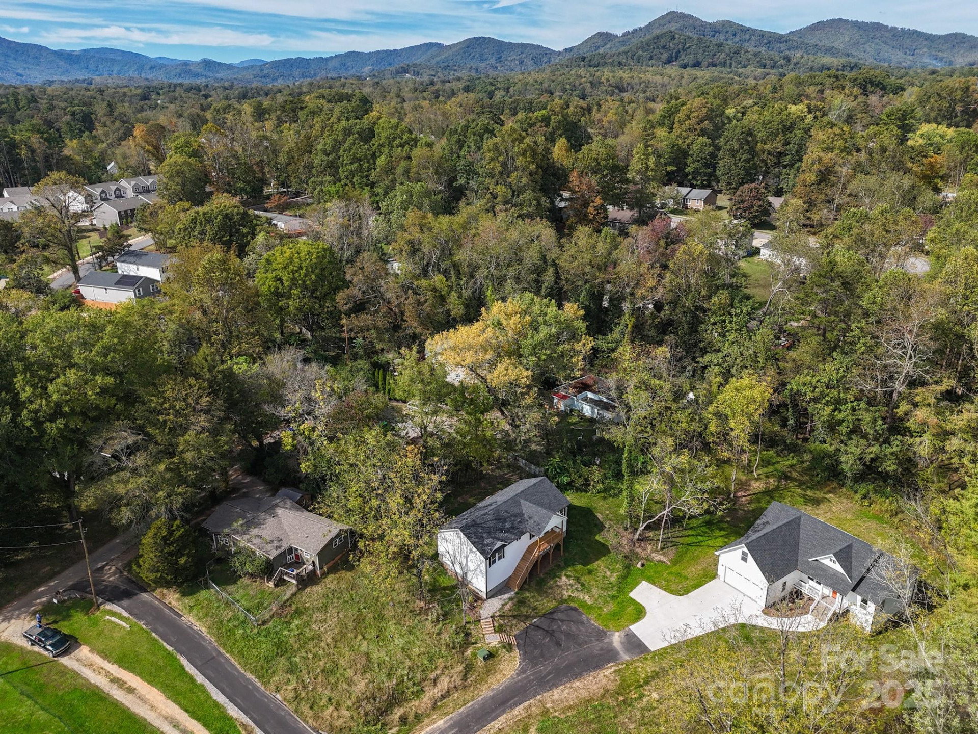 14 Holcombe Road - Photo 11