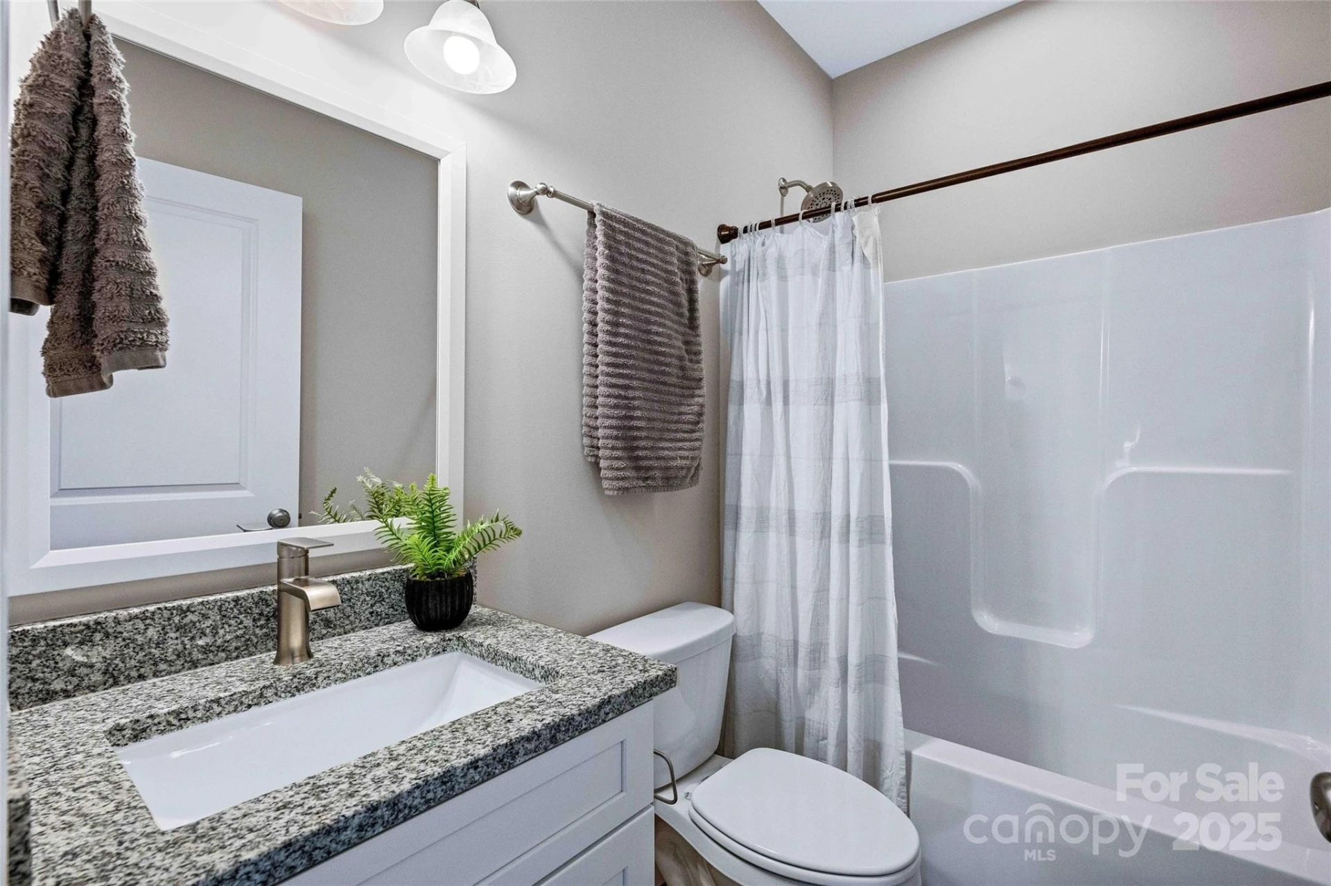 14 Holcombe Road - Photo 37