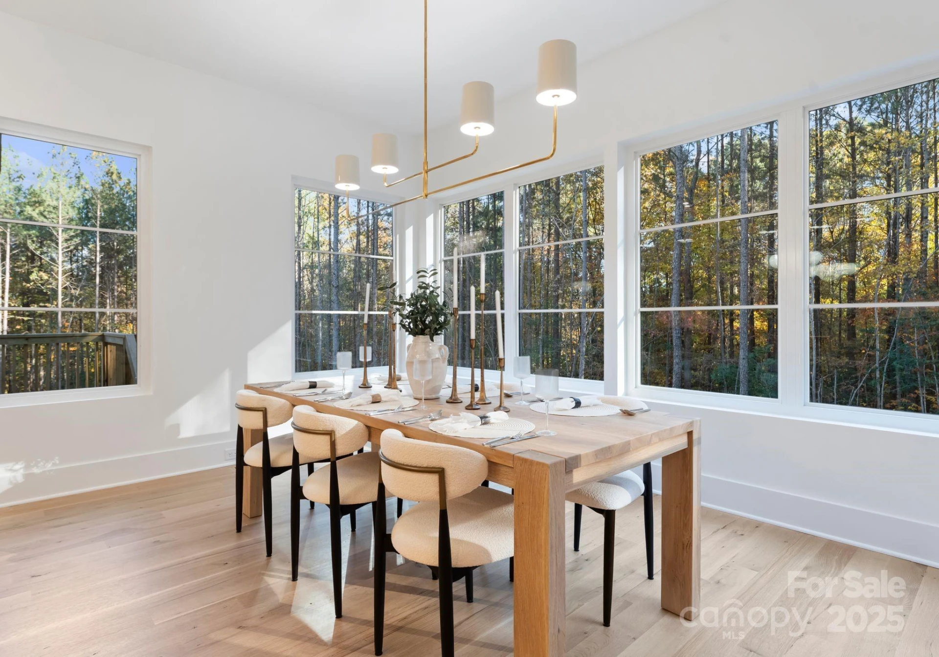 2572 Norton Avenue - Photo 16