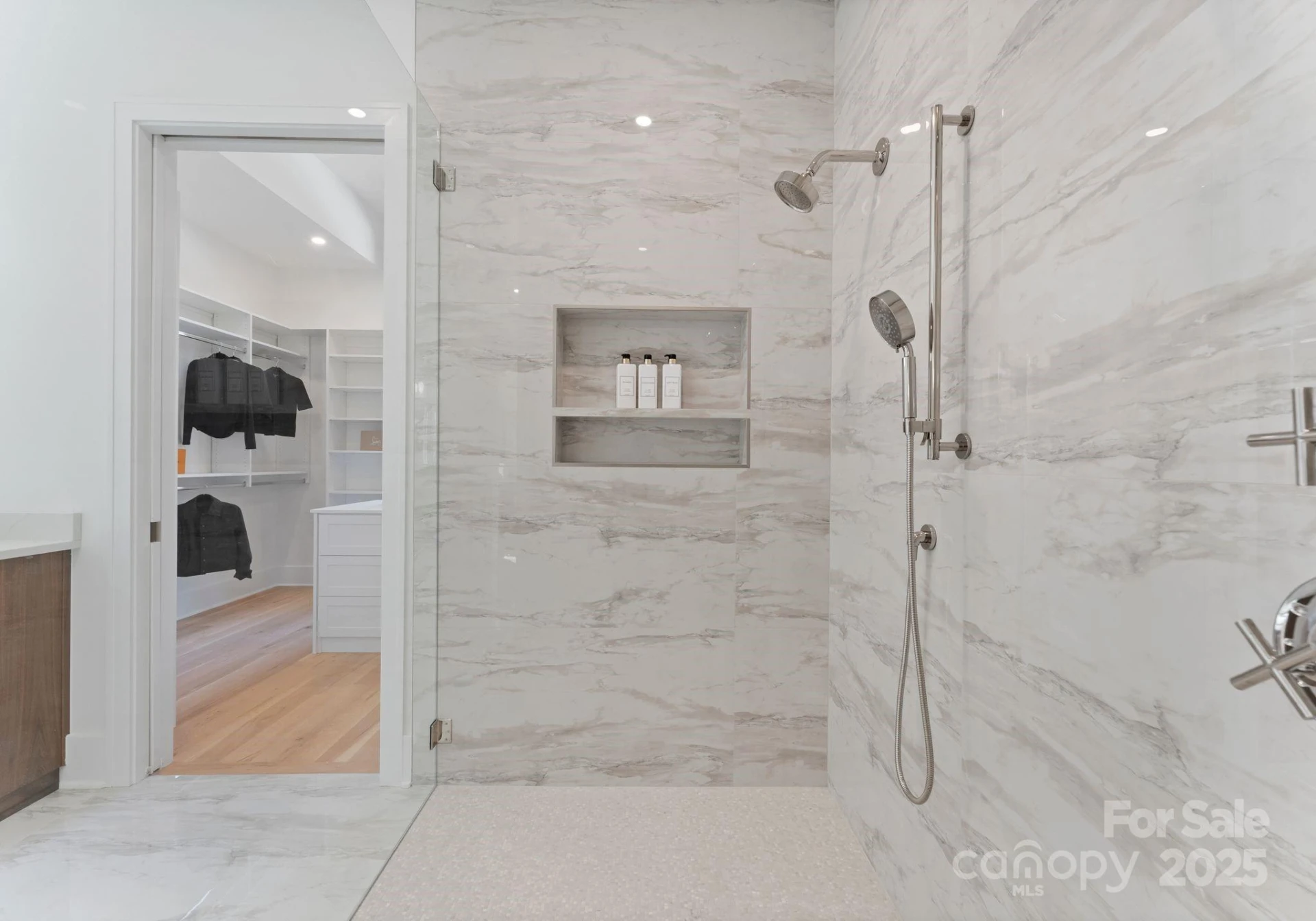 2572 Norton Avenue - Photo 29