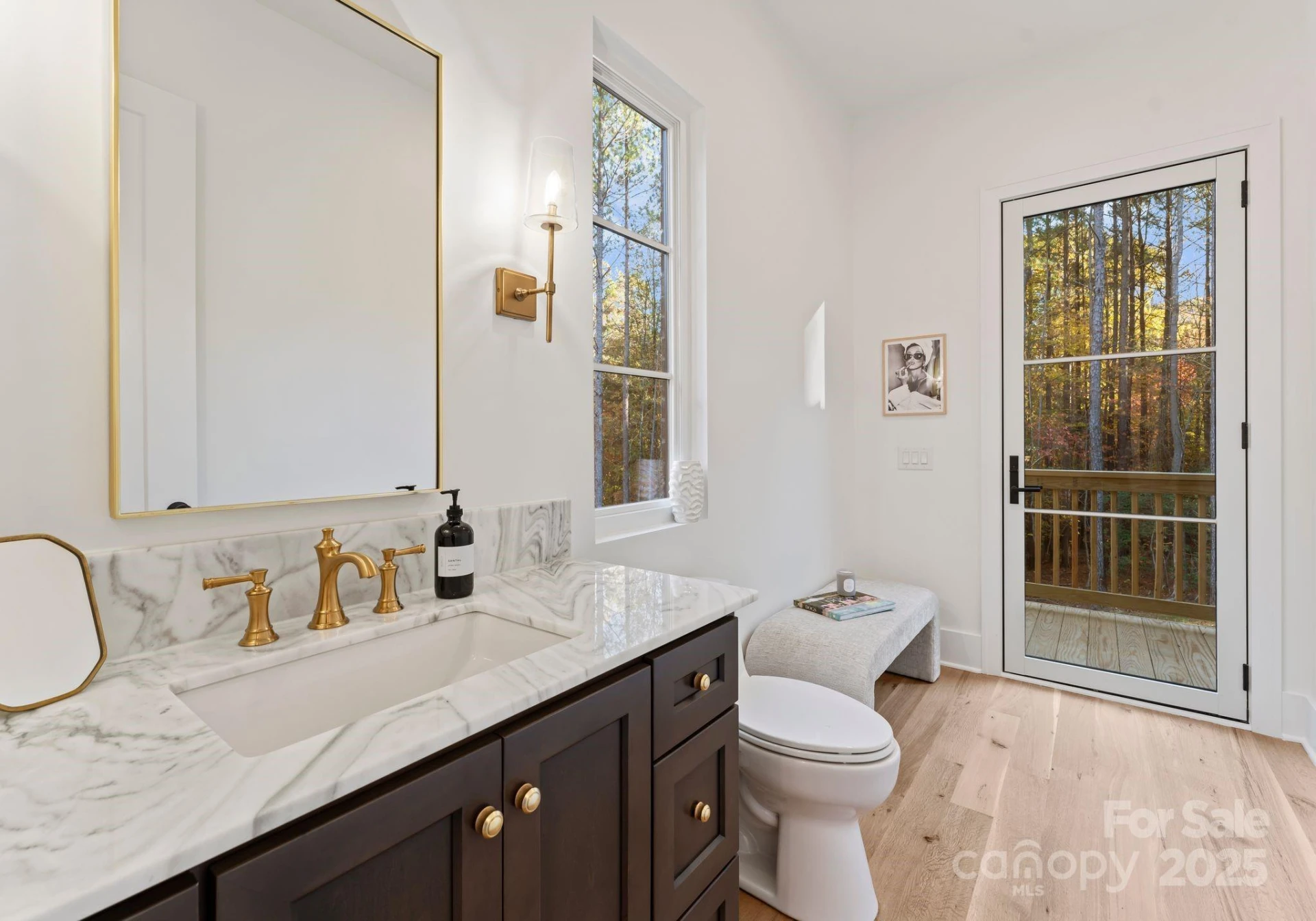 2572 Norton Avenue - Photo 34