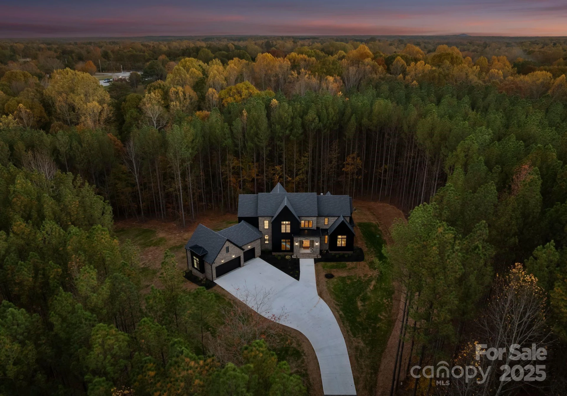 2572 Norton Avenue - Photo 42