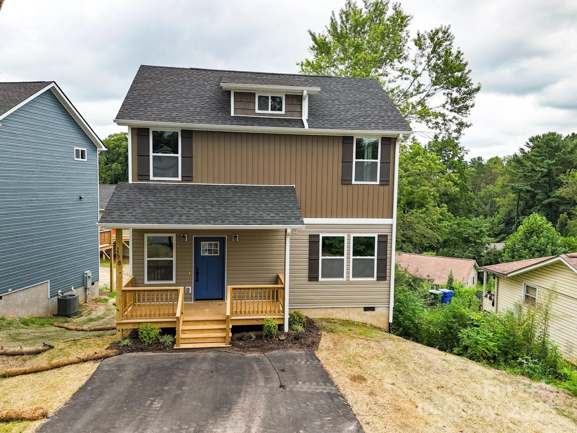 398 Deaverview Road