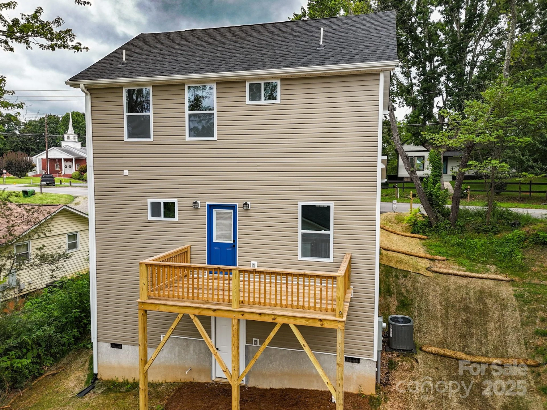 398 Deaverview Road - Photo 4
