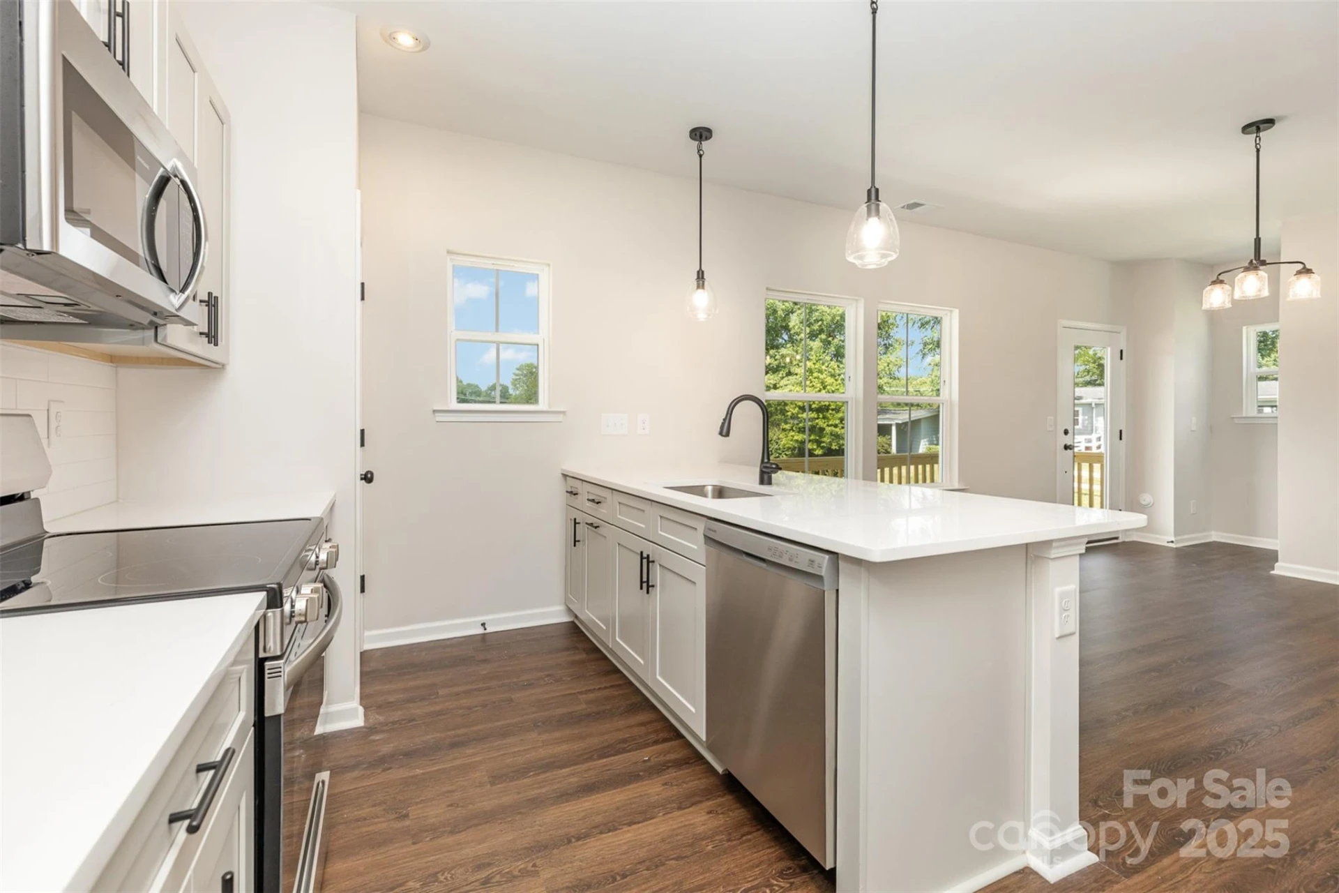2063 Sadler Woods Lane - Photo 5