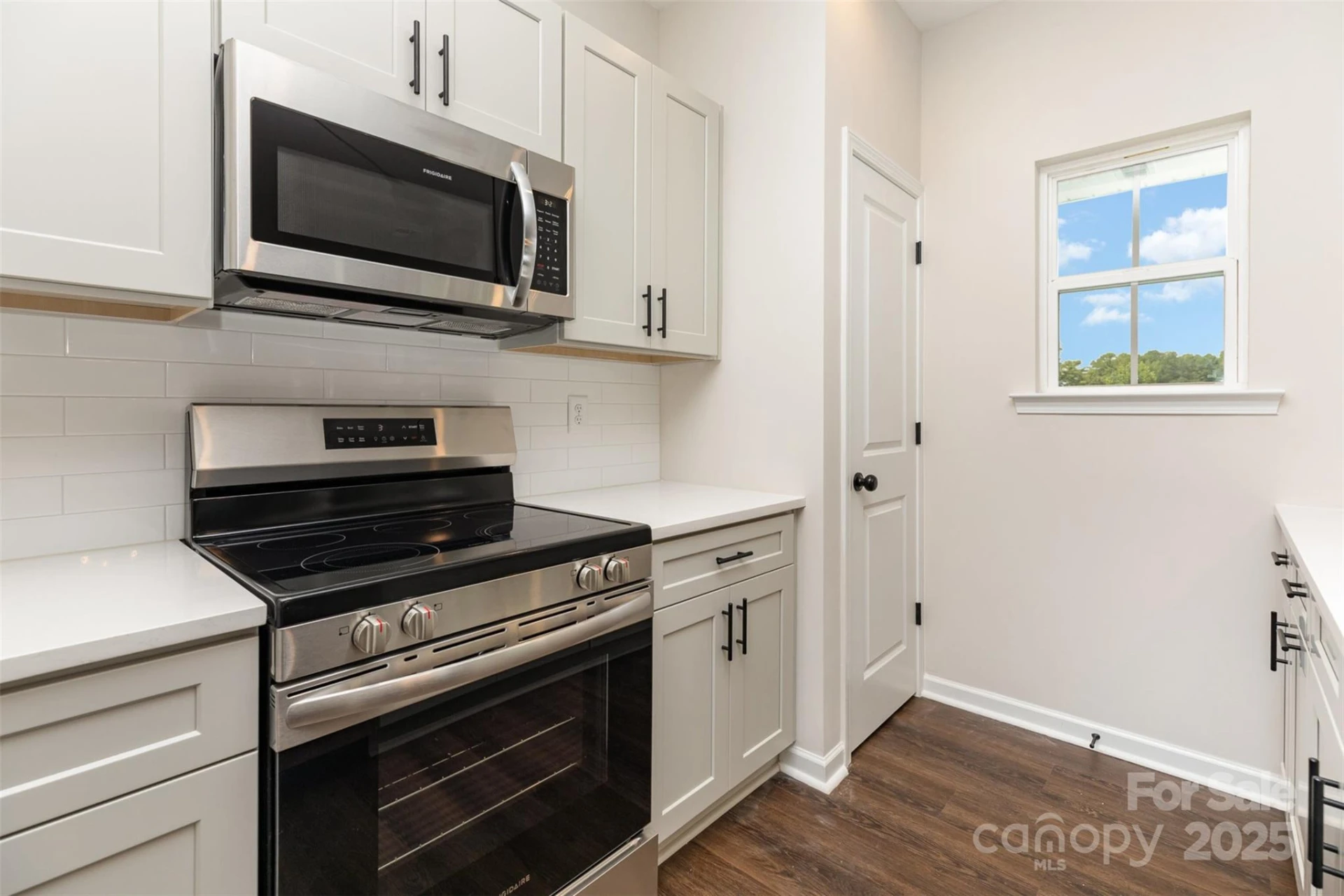 2063 Sadler Woods Lane - Photo 6