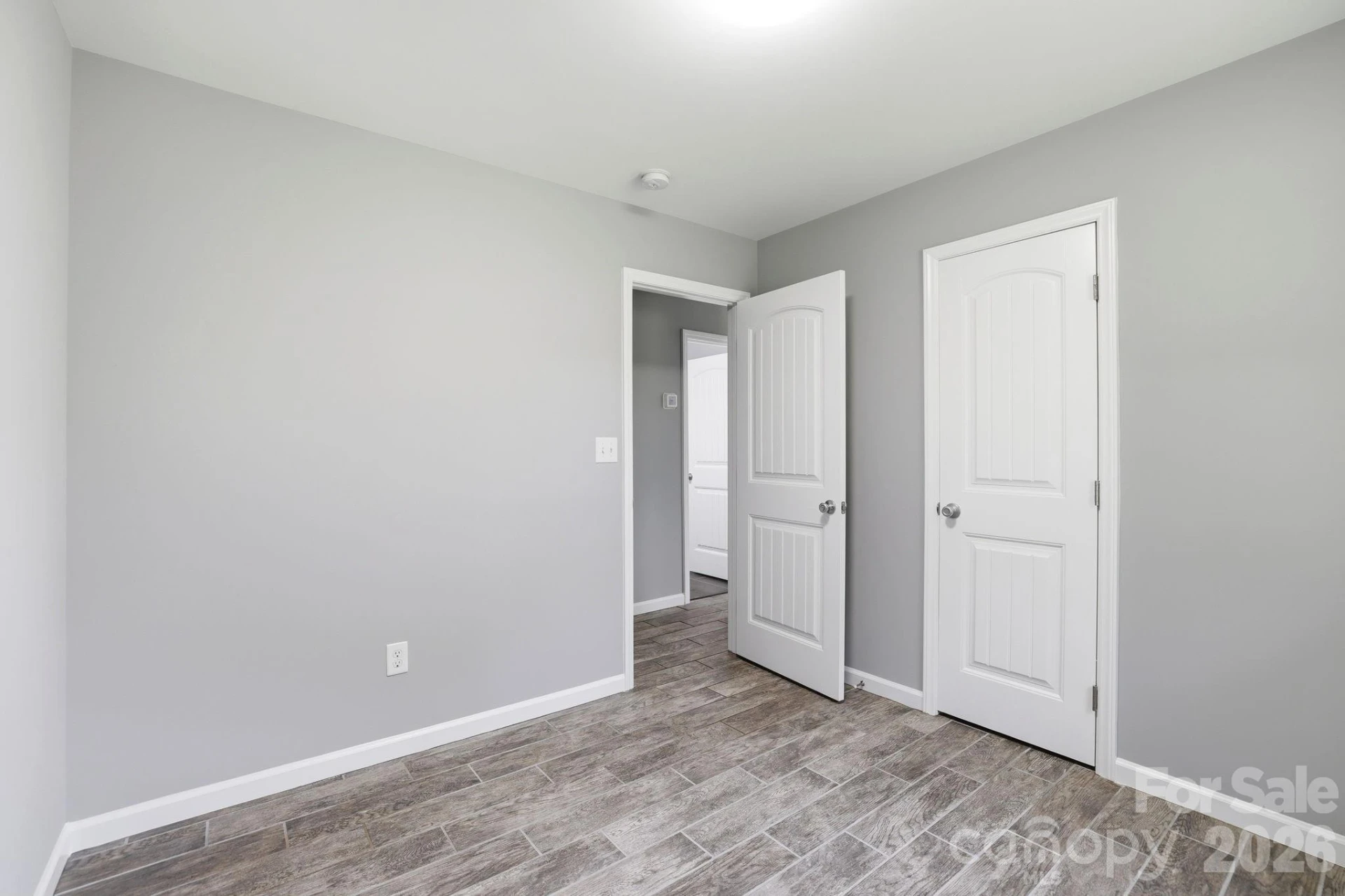 1108 Willoughby Road - Photo 5
