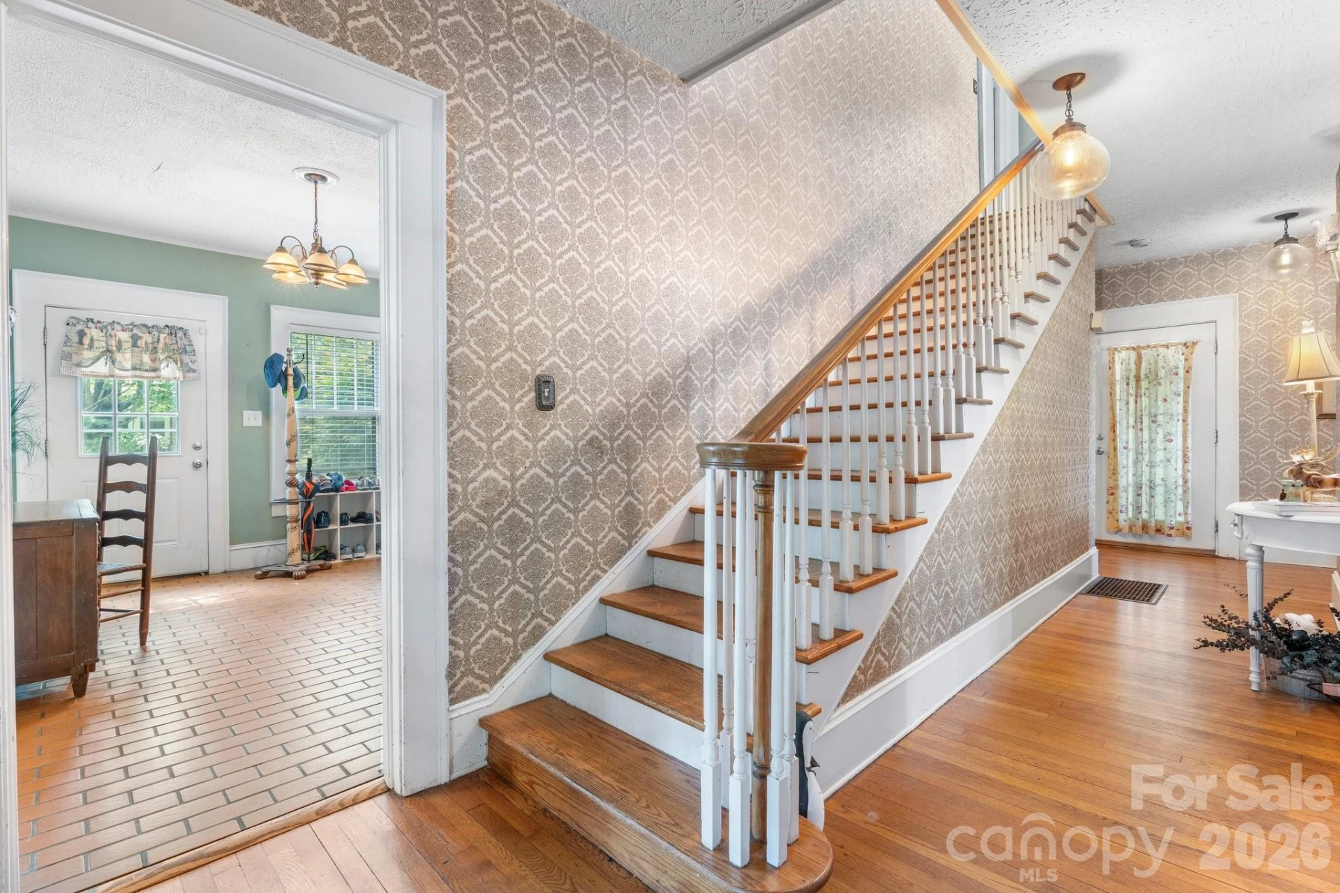 313 Main Street - Photo 14