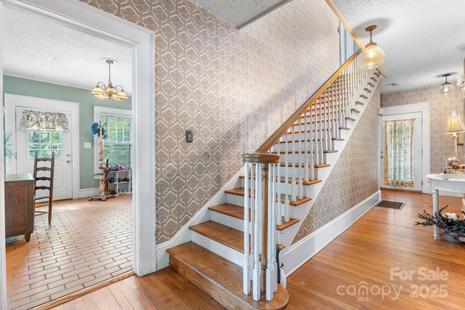 313 Main Street - Photo 16