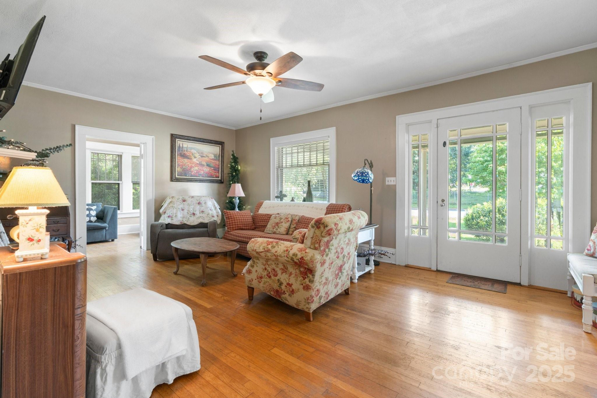 313 Main Street - Photo 4