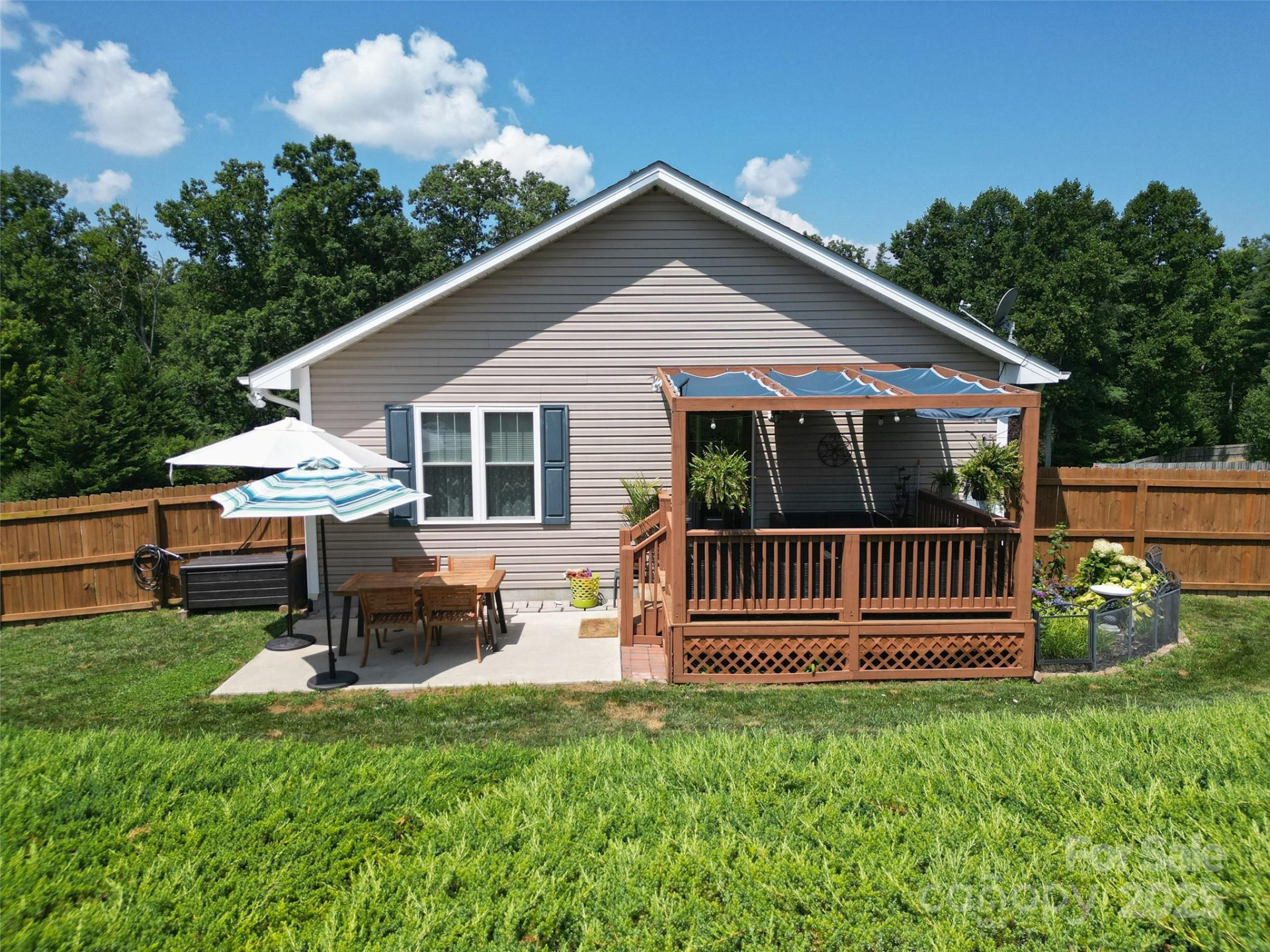 94 May Apple Drive - Photo 36