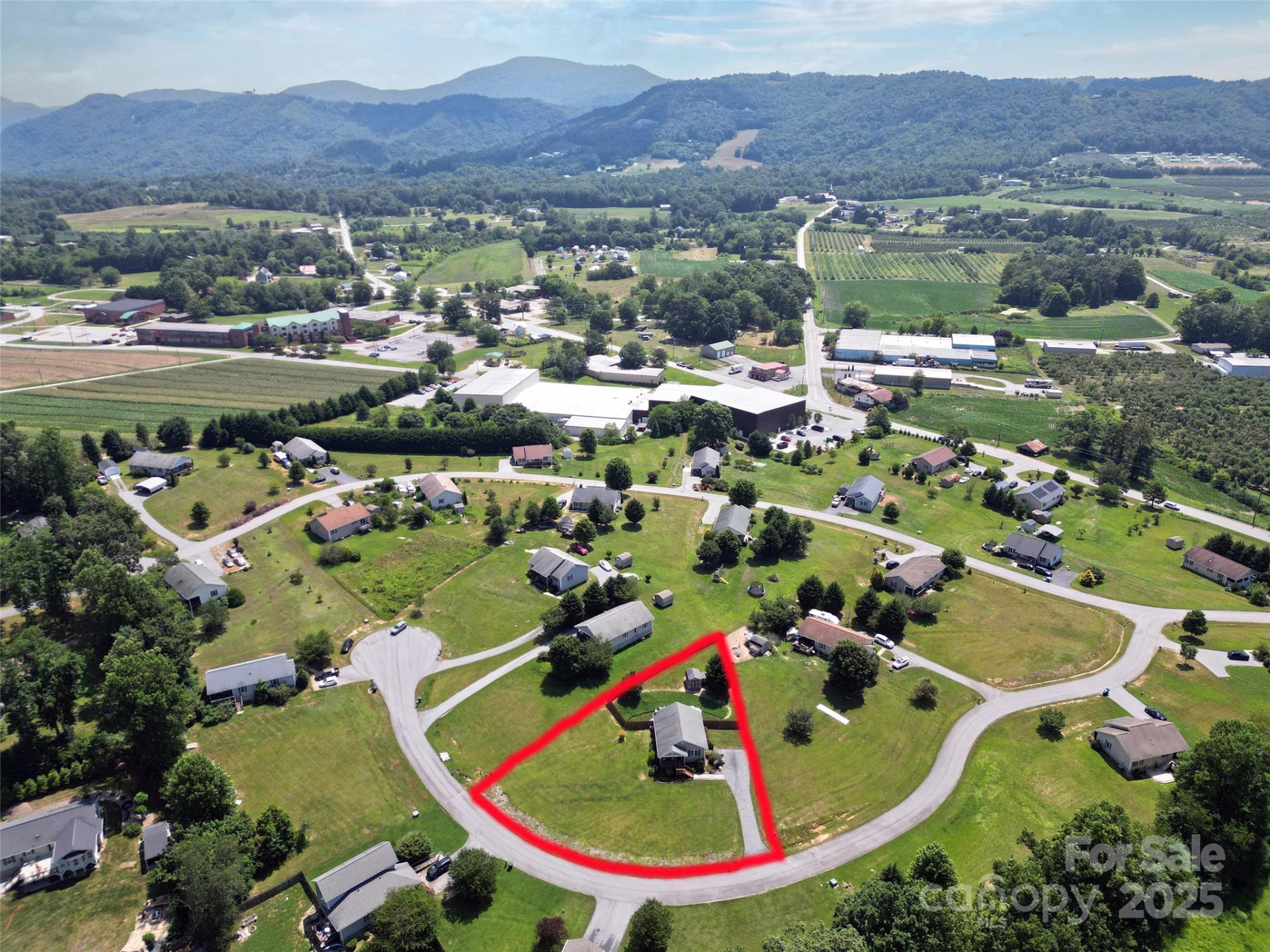 94 May Apple Drive - Photo 5