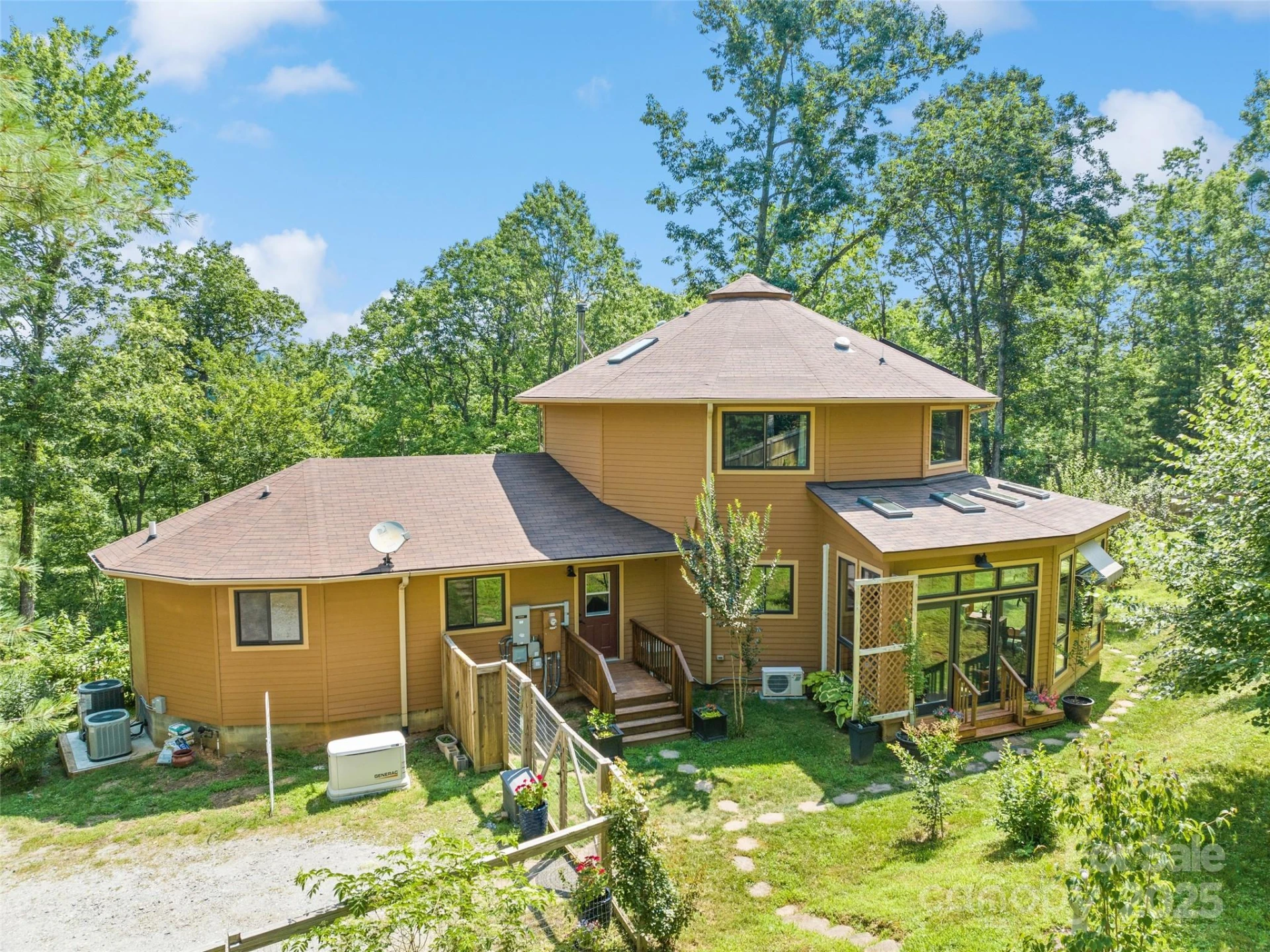 2675 Holbert Cove Road - Photo 3