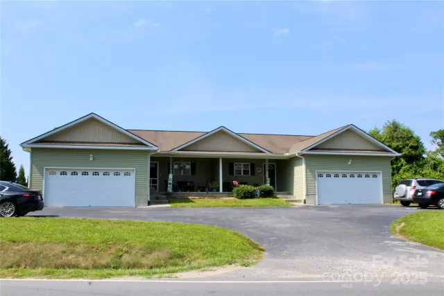 544 Tracy Grove Road