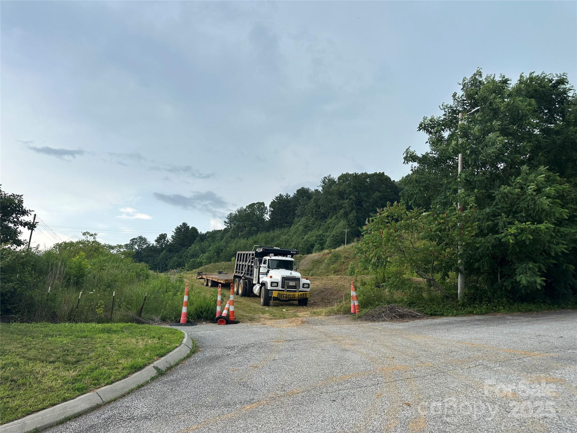 32 Hwy 19E Highway - Photo 5