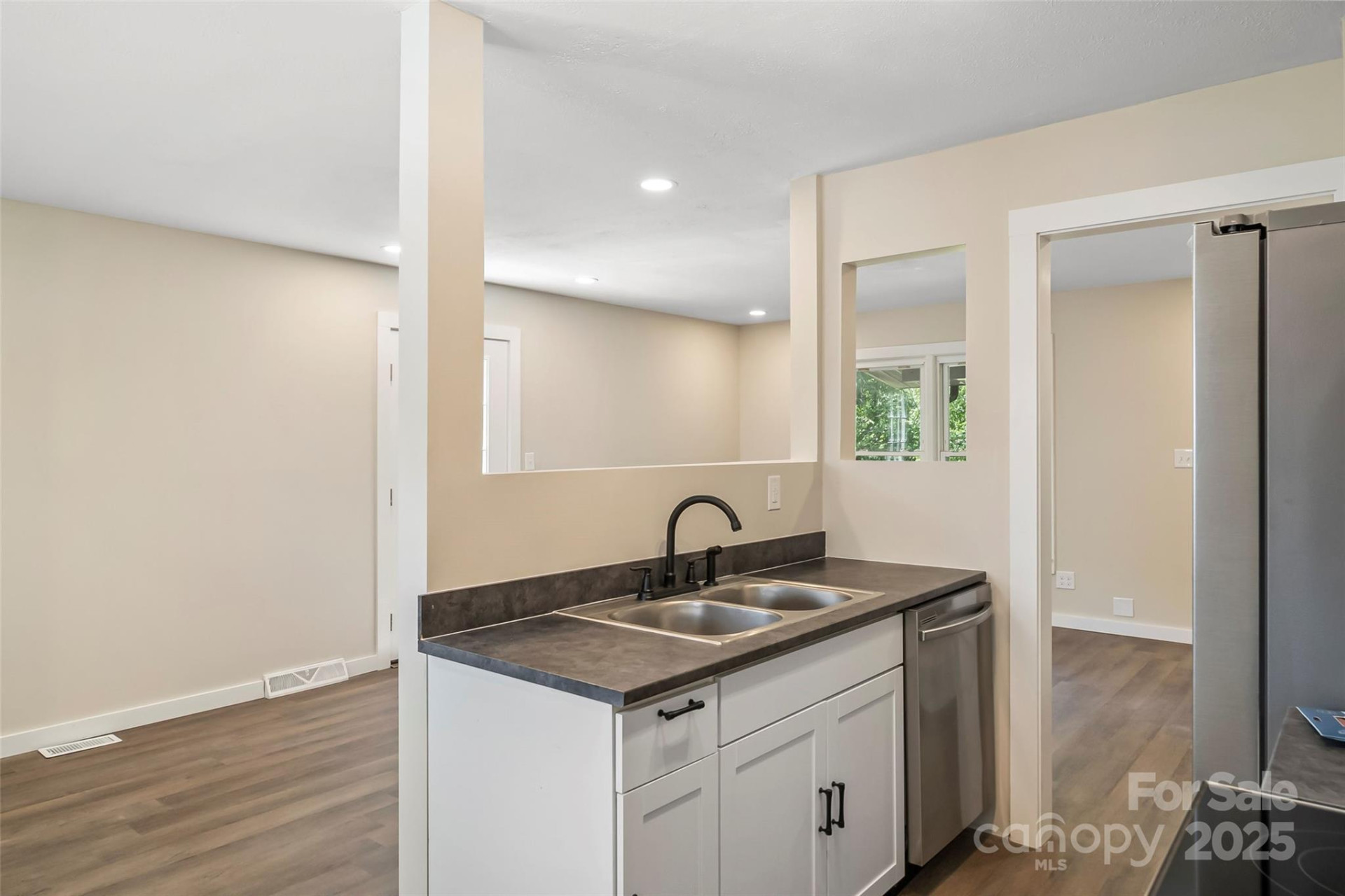 103 Emorywood Drive - Photo 5
