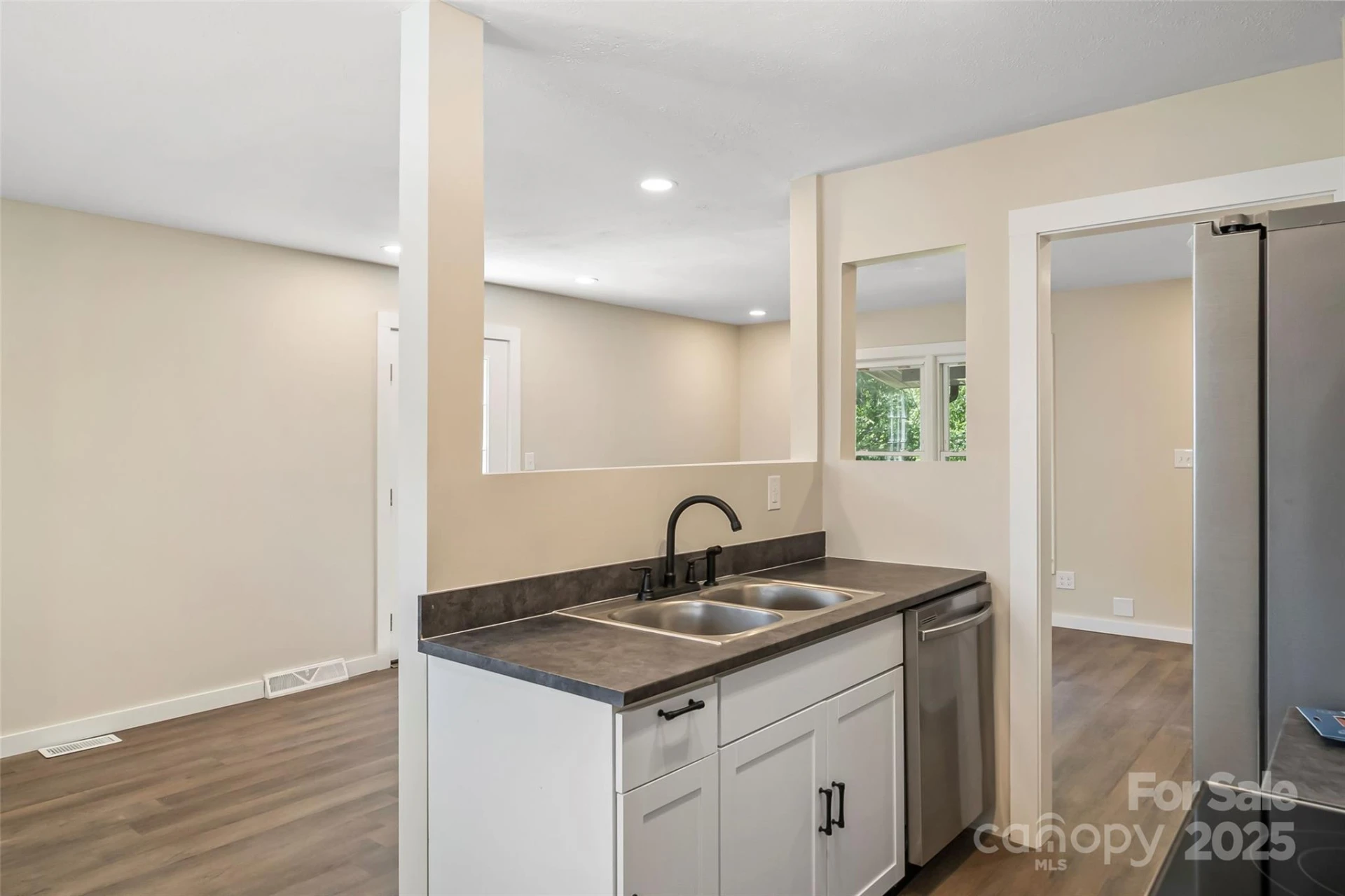103 Emorywood Drive - Photo 5