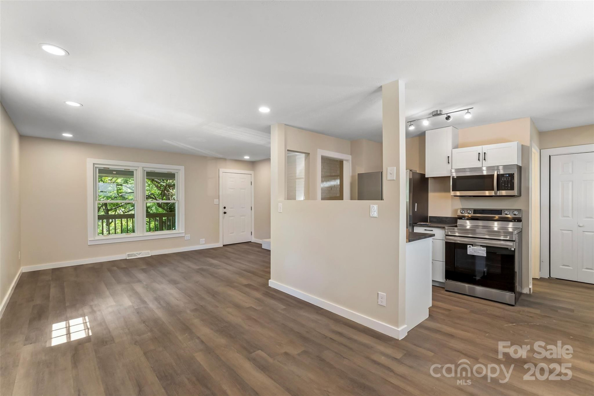 103 Emorywood Drive - Photo 7