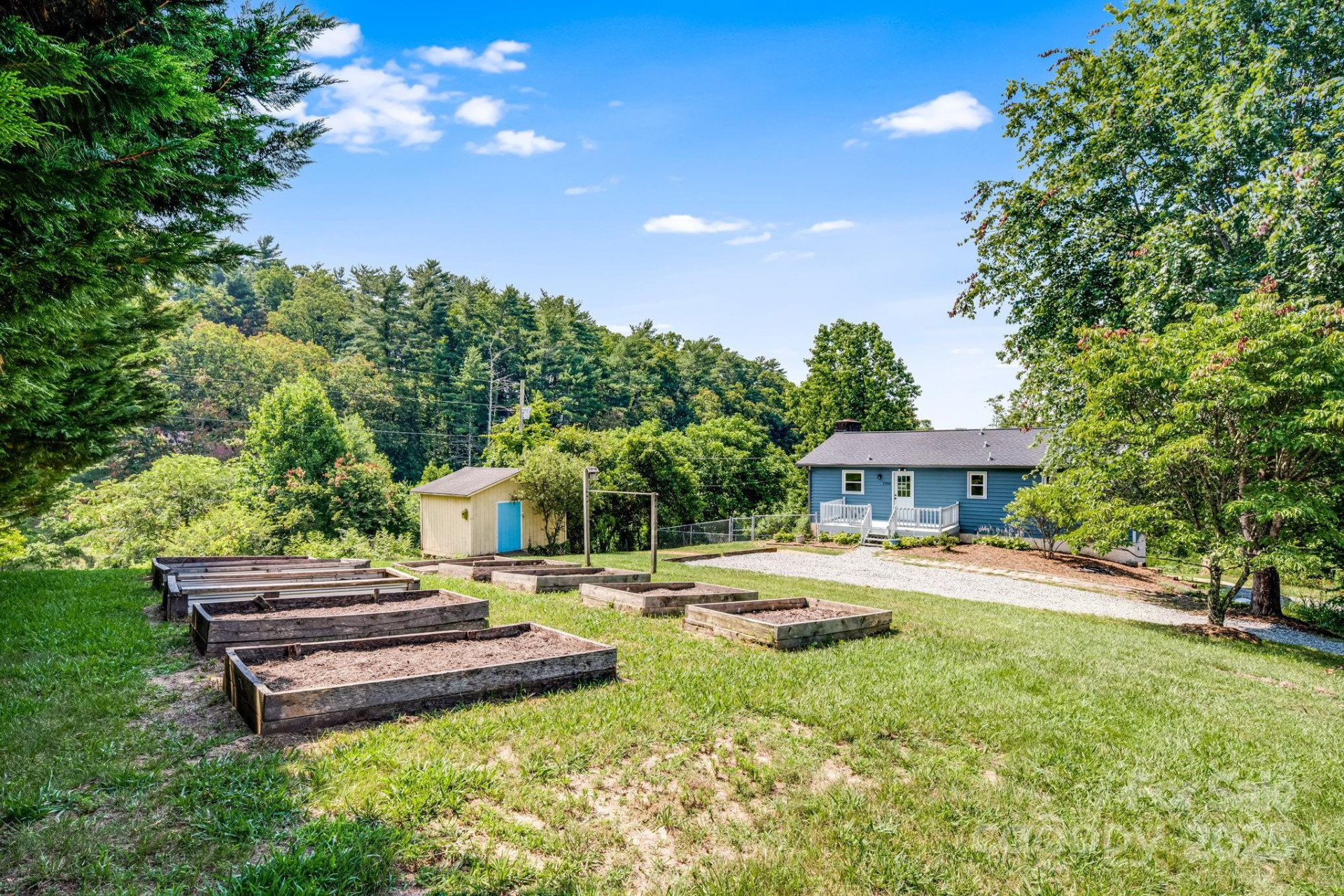 1360 Jupiter Road - Photo 2