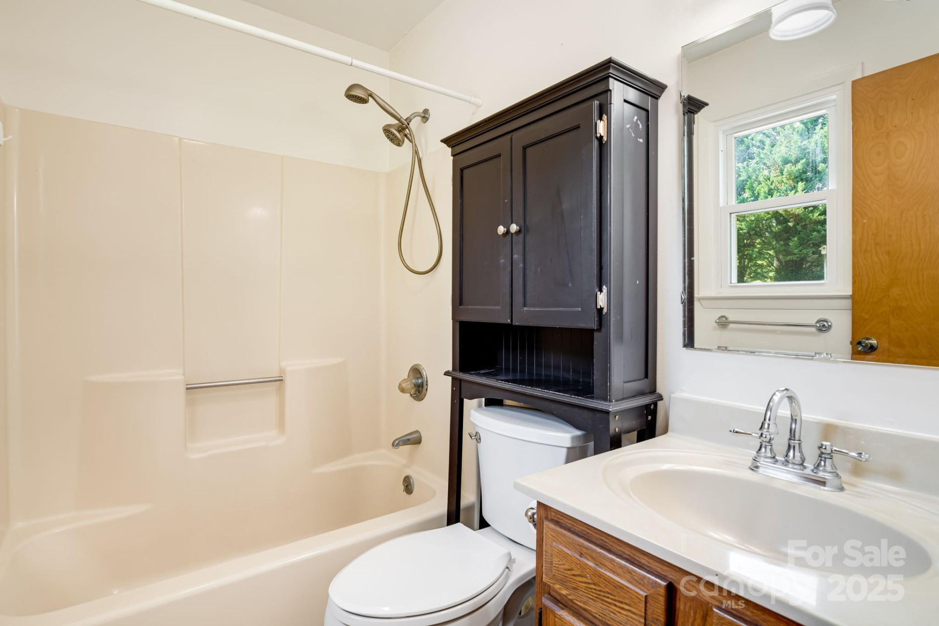 1360 Jupiter Road - Photo 13
