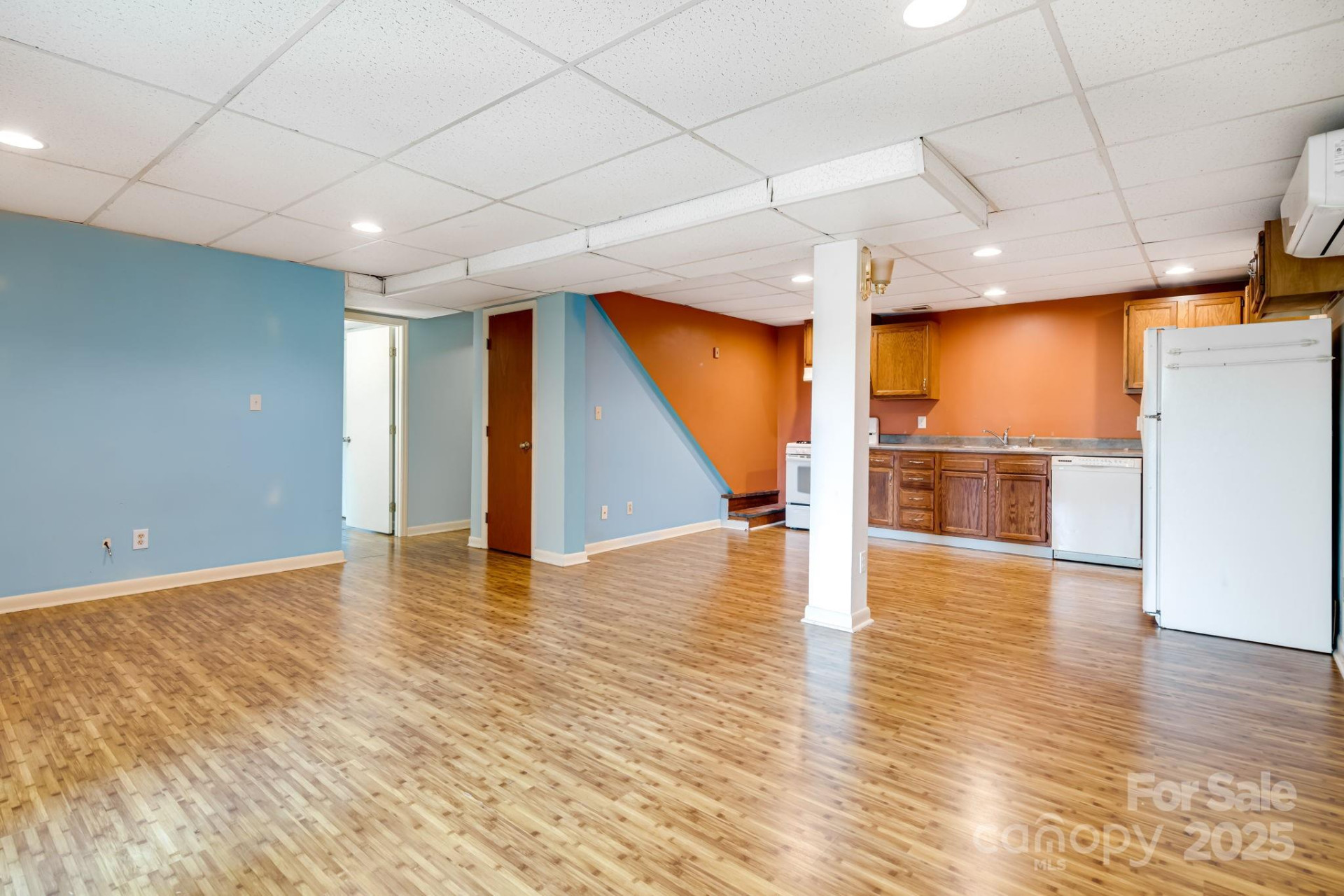 1360 Jupiter Road - Photo 20