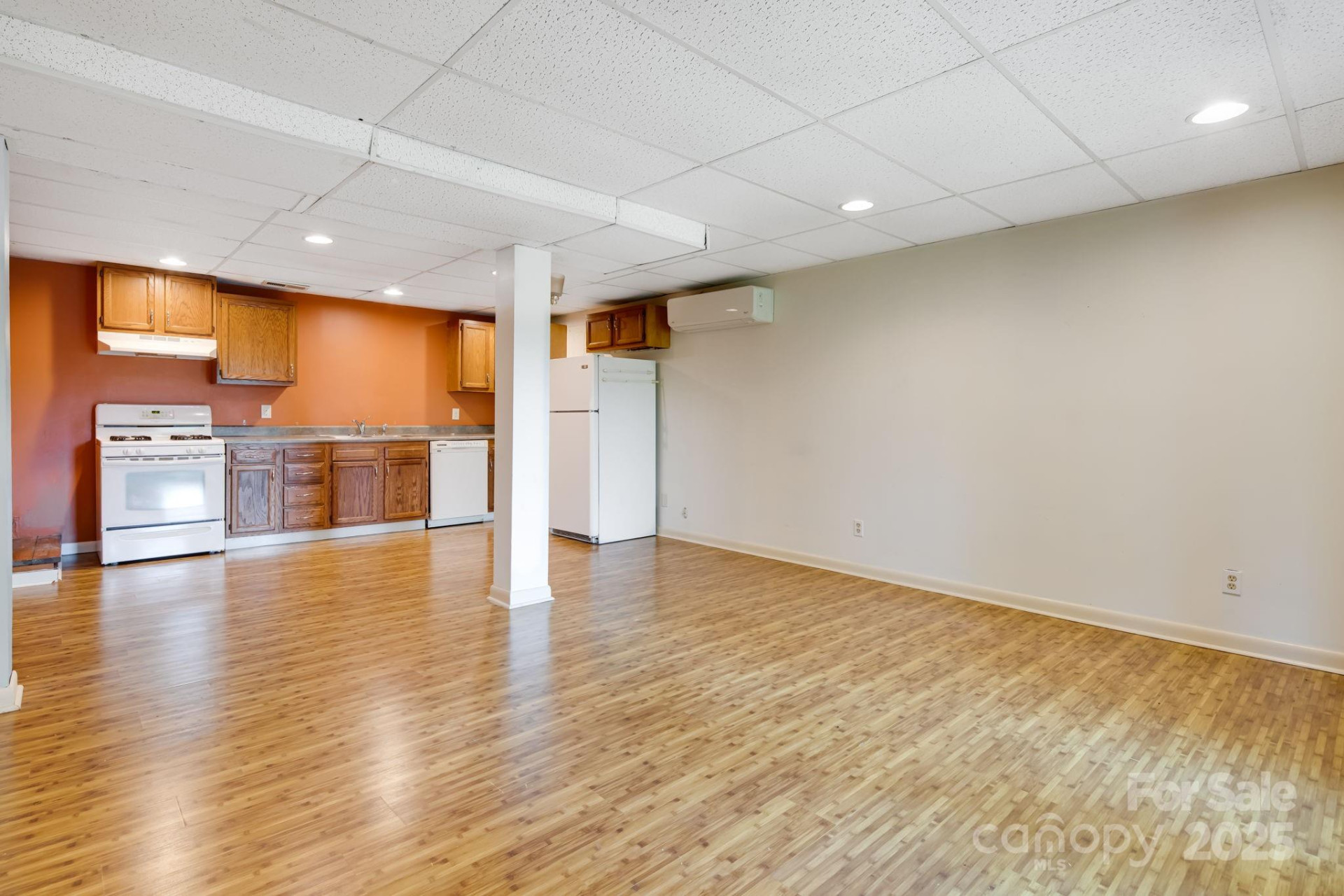 1360 Jupiter Road - Photo 22