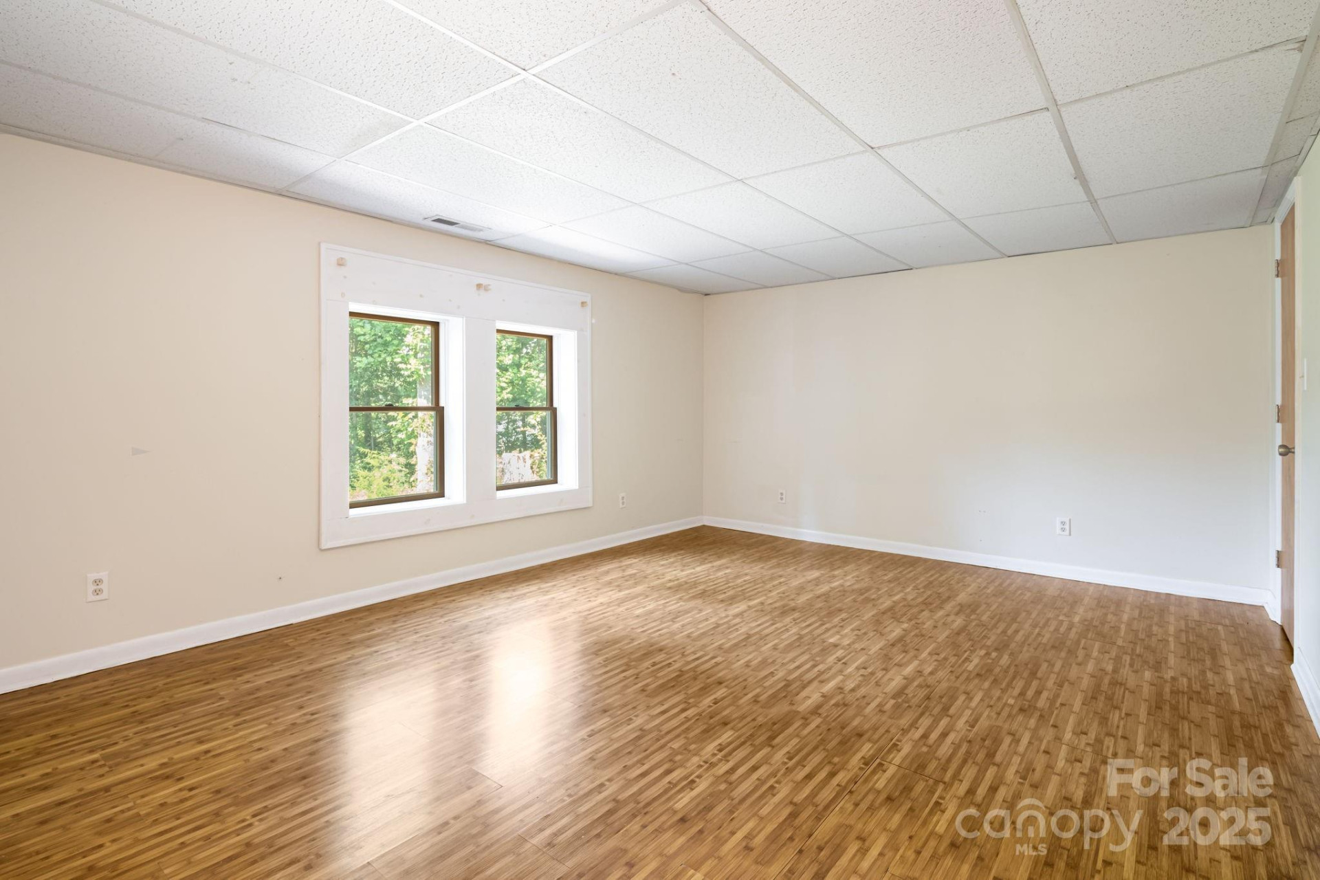 1360 Jupiter Road - Photo 23