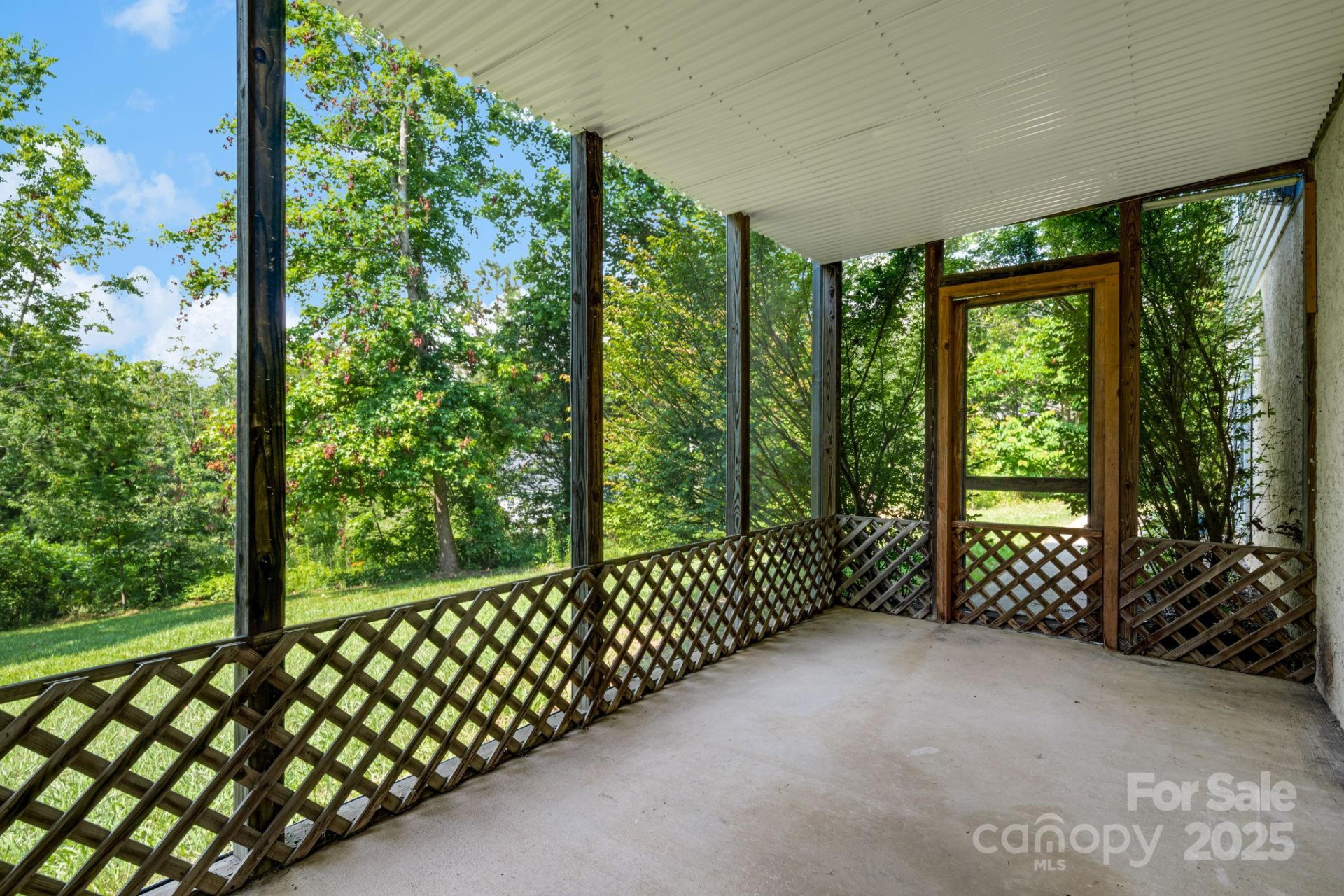 1360 Jupiter Road - Photo 26