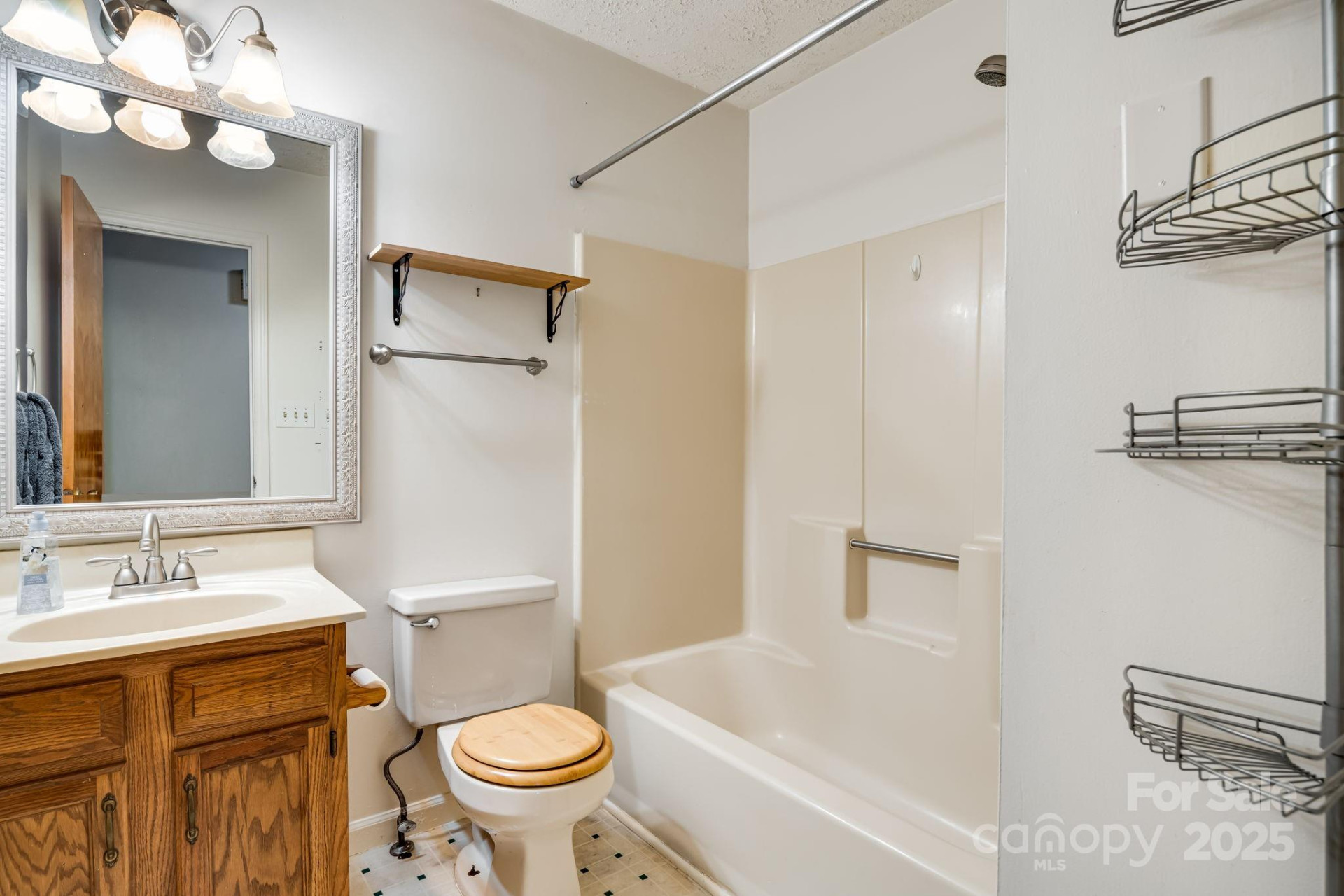 1360 Jupiter Road - Photo 10