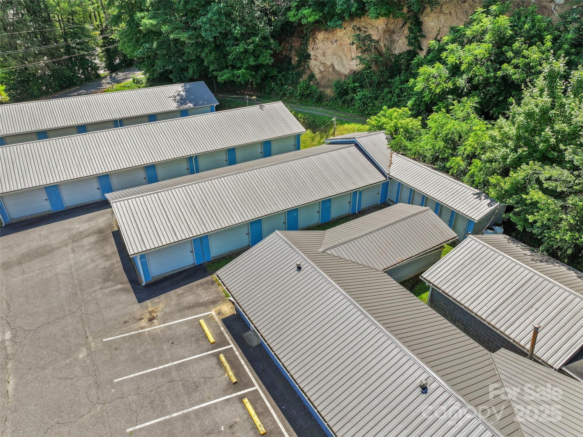 8275 Carolina Boulevard - Photo 16