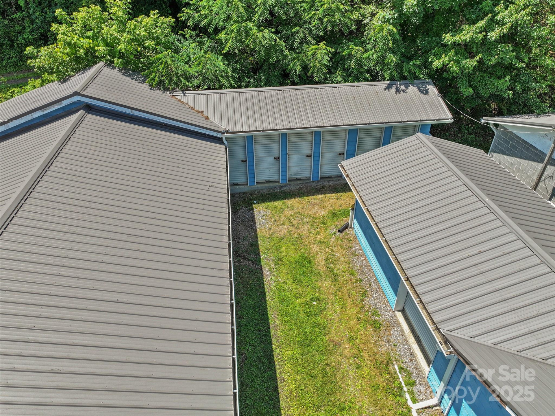 8275 Carolina Boulevard - Photo 17